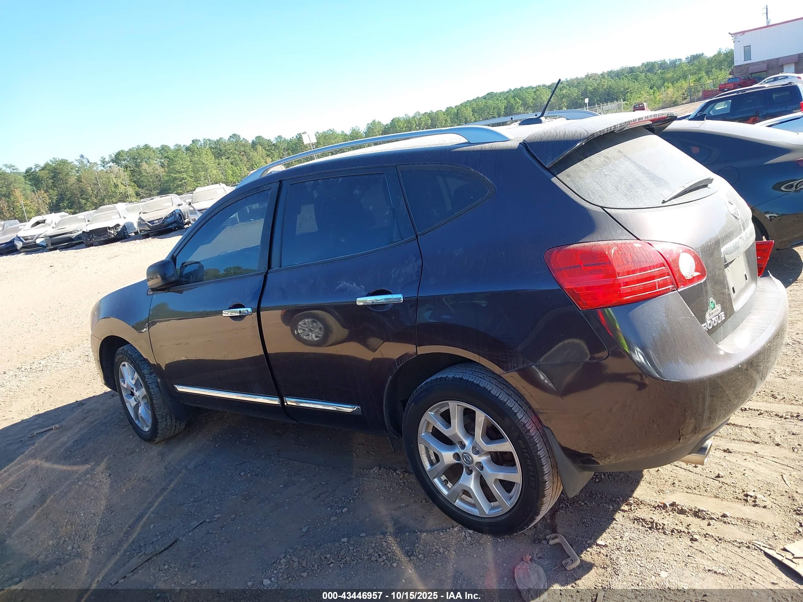 2011 Nissan Rogue S/sv/krom Фиолетовый vin: JN8AS5MT6BW166950