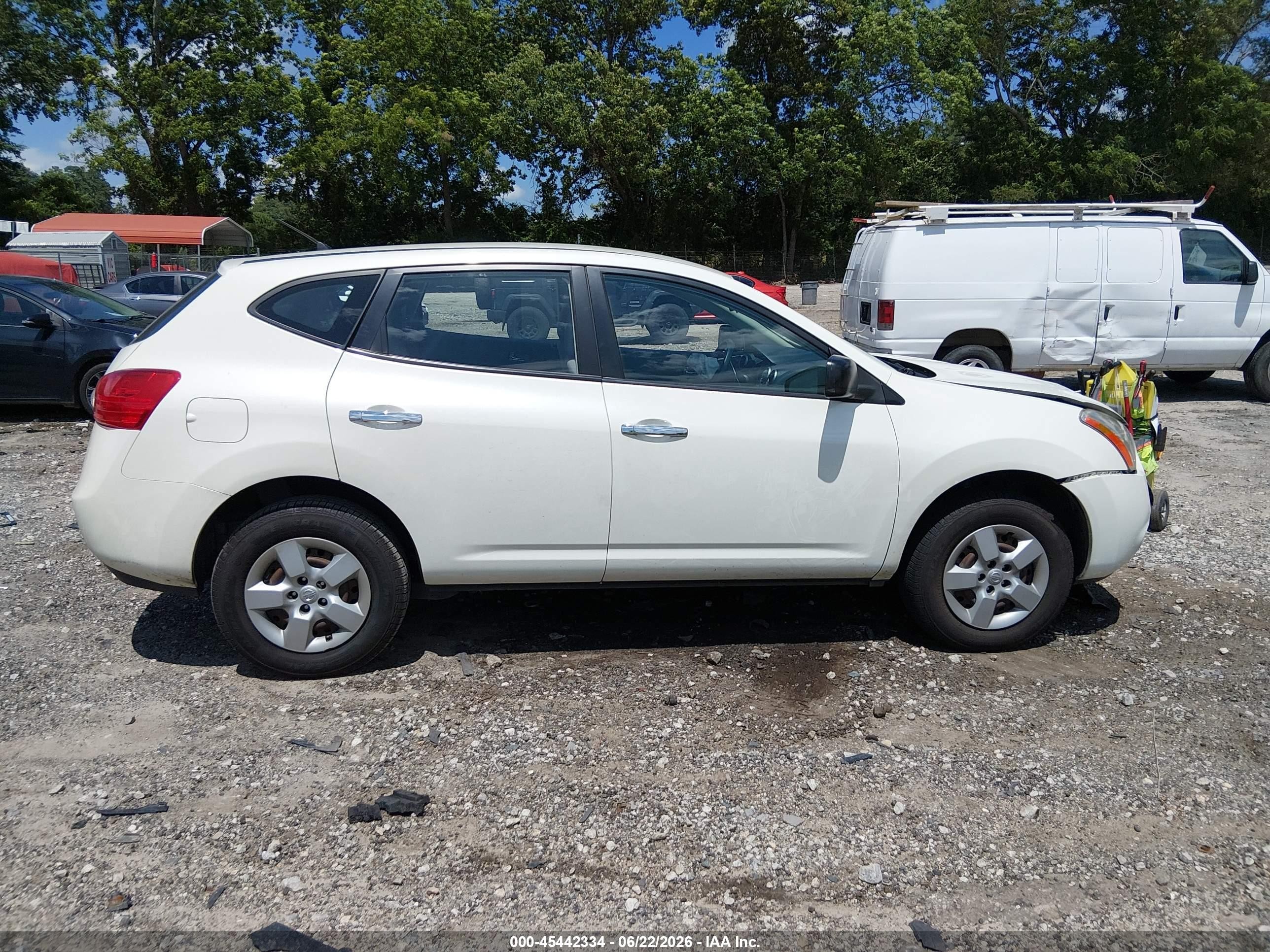2010 Nissan Rogue S White vin: JN8AS5MT0AW022826