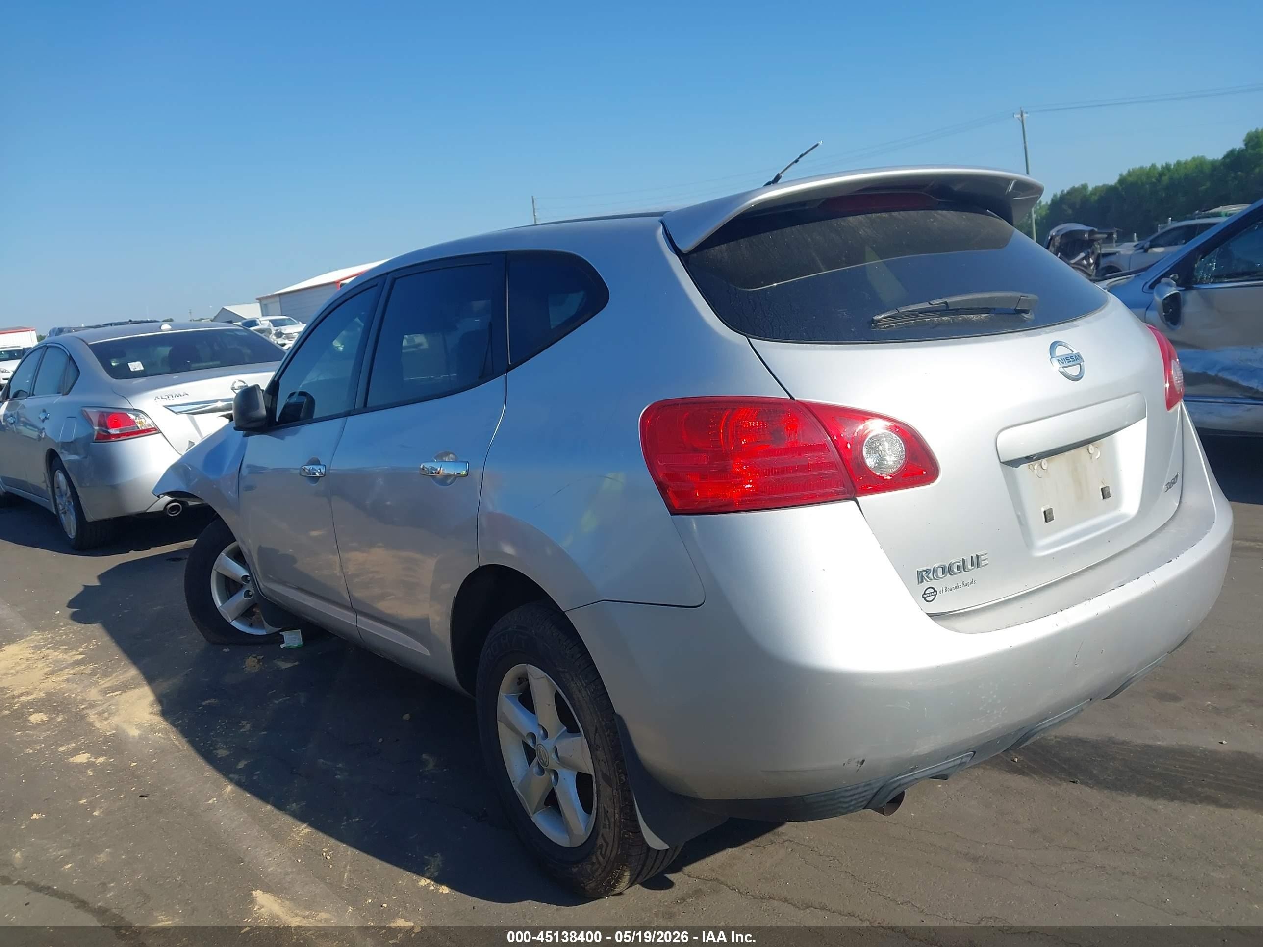 2010 Nissan Rogue S Silver vin: JN8AS5MT0AW028805