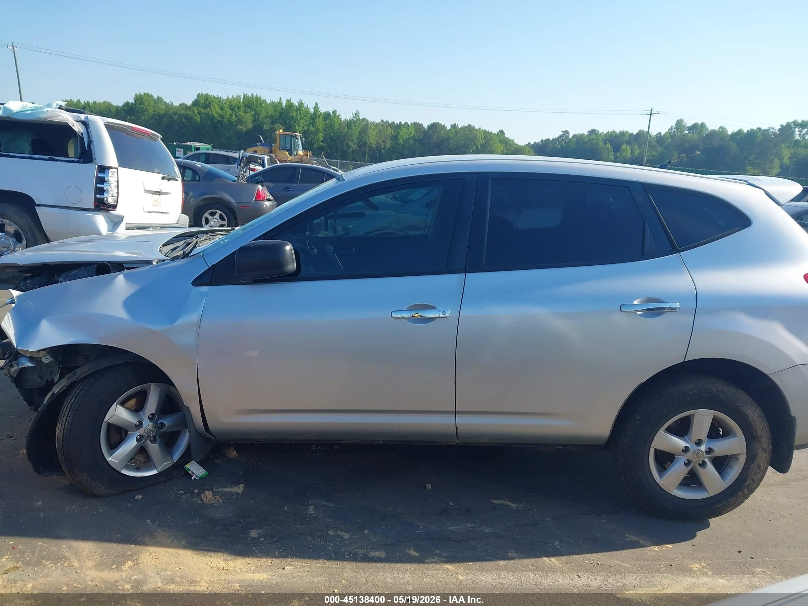 2010 Nissan Rogue S Silver vin: JN8AS5MT0AW028805