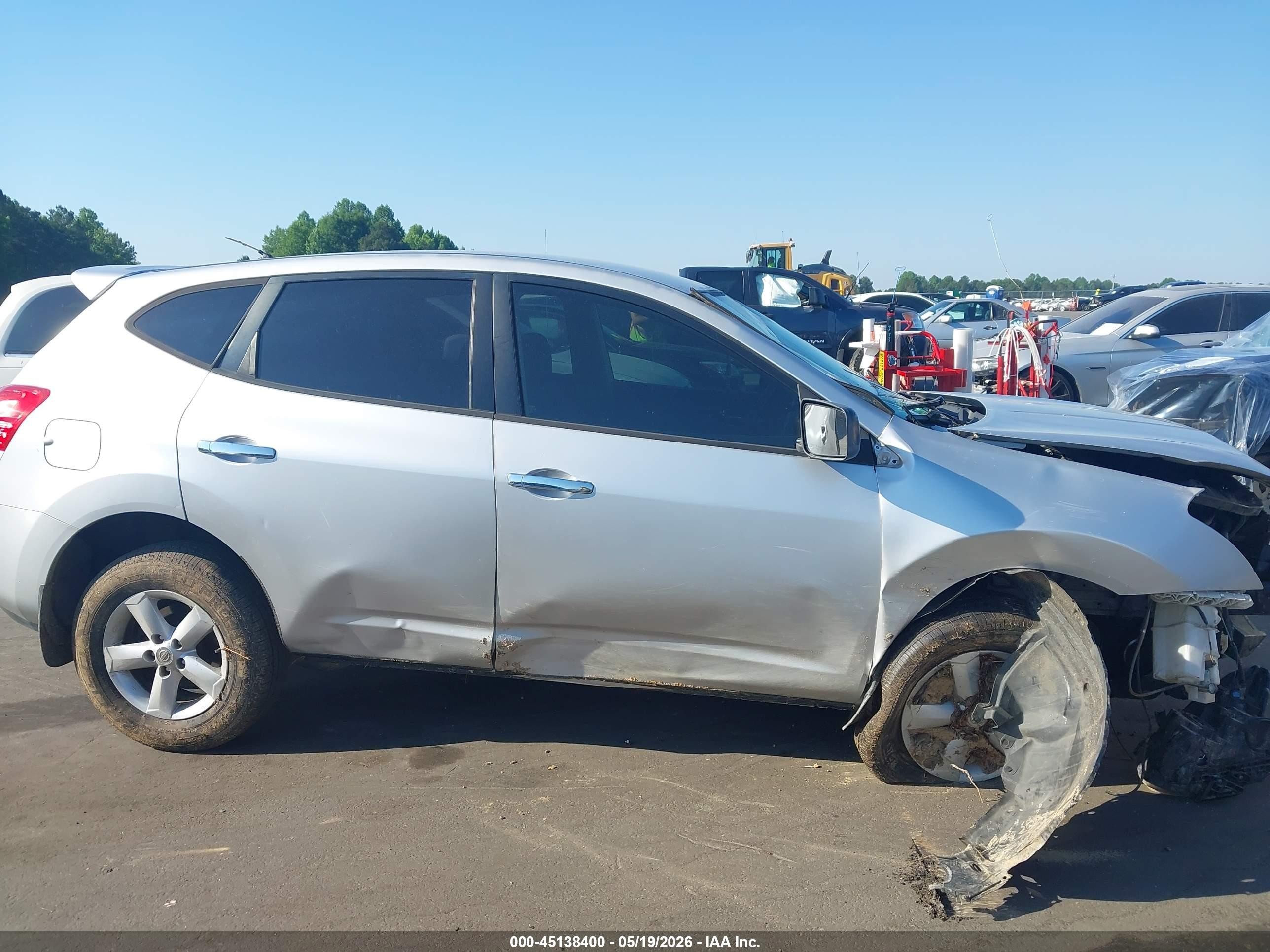 2010 Nissan Rogue S Silver vin: JN8AS5MT0AW028805
