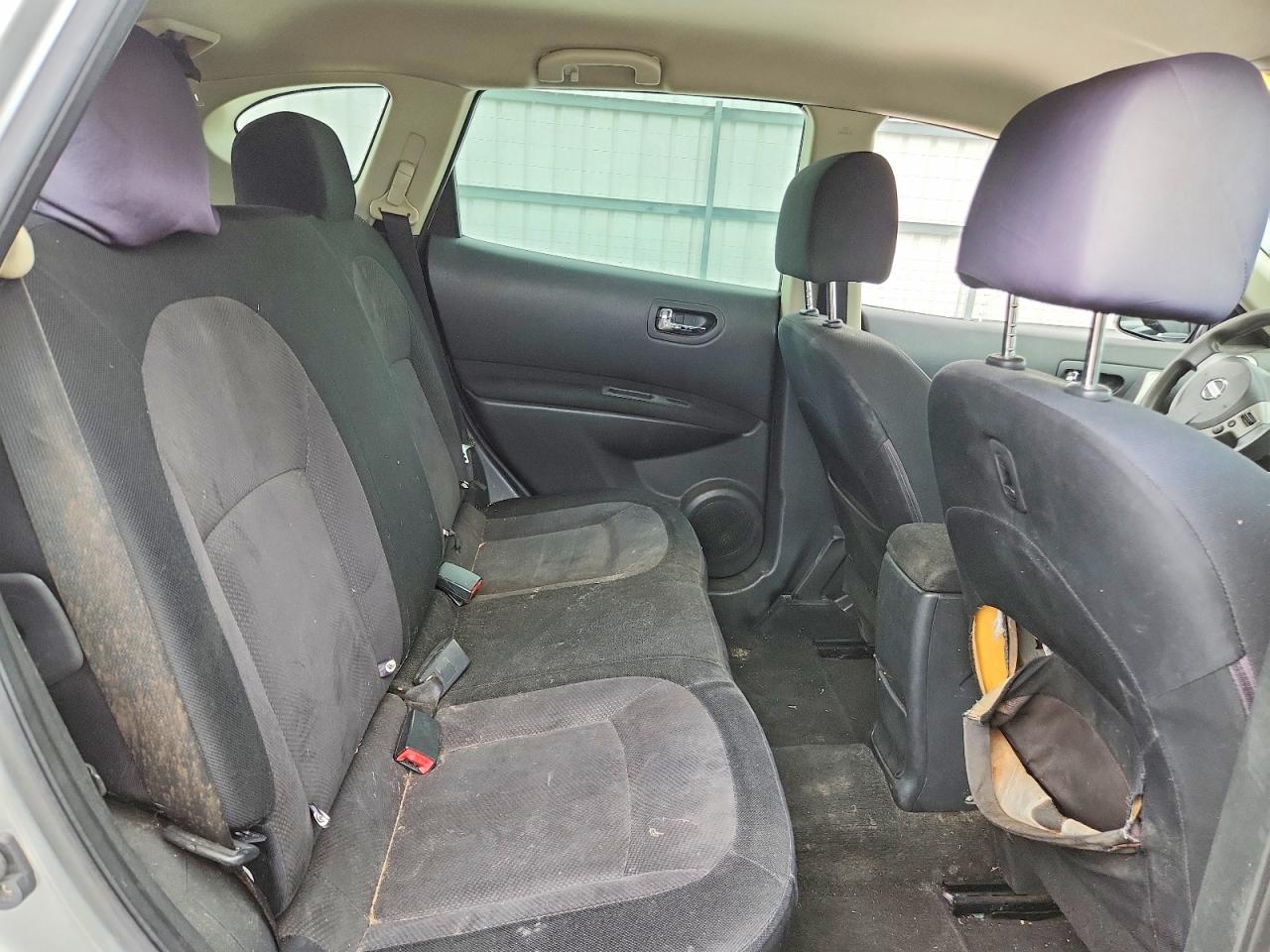 2011 Nissan Rogue S Серебряный vin: JN8AS5MT0BW152364