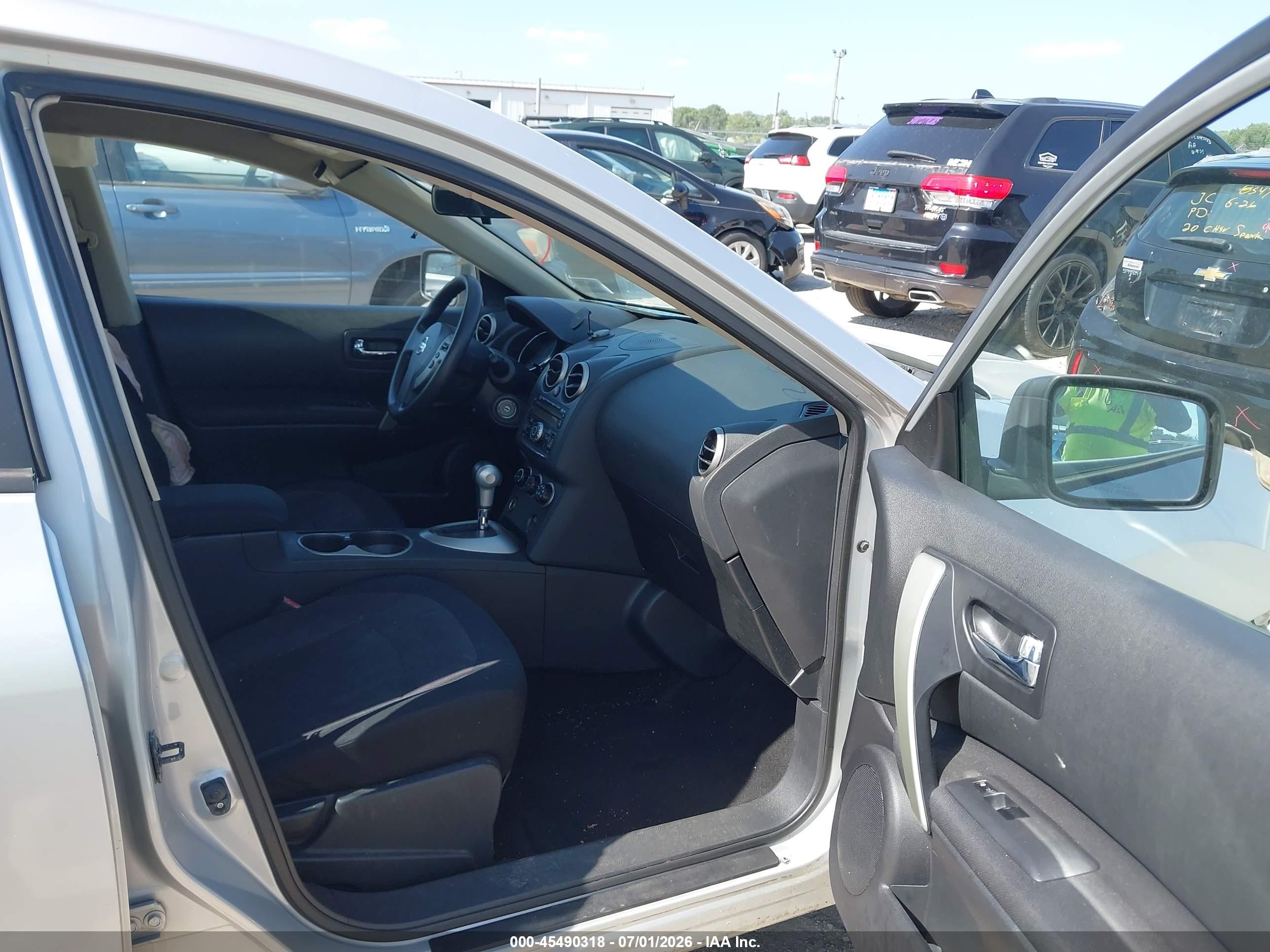 2011 Nissan Rogue S Silver vin: JN8AS5MT0BW173554