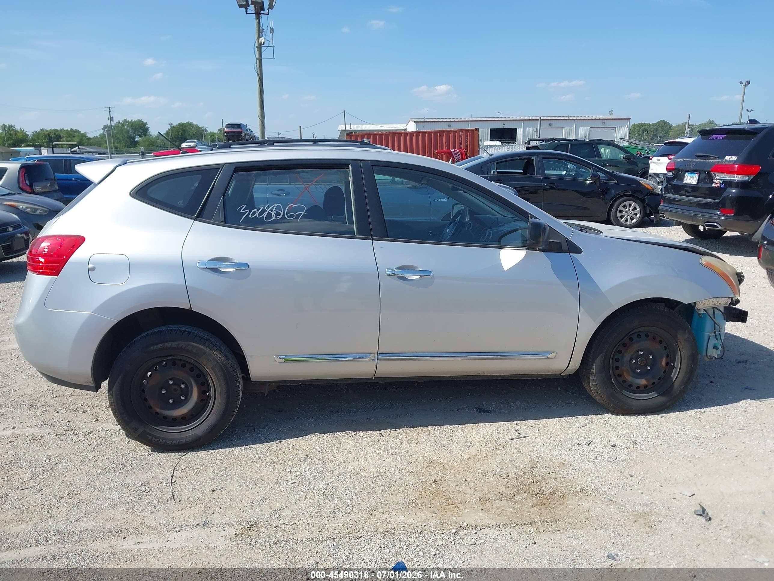 2011 Nissan Rogue S Silver vin: JN8AS5MT0BW173554
