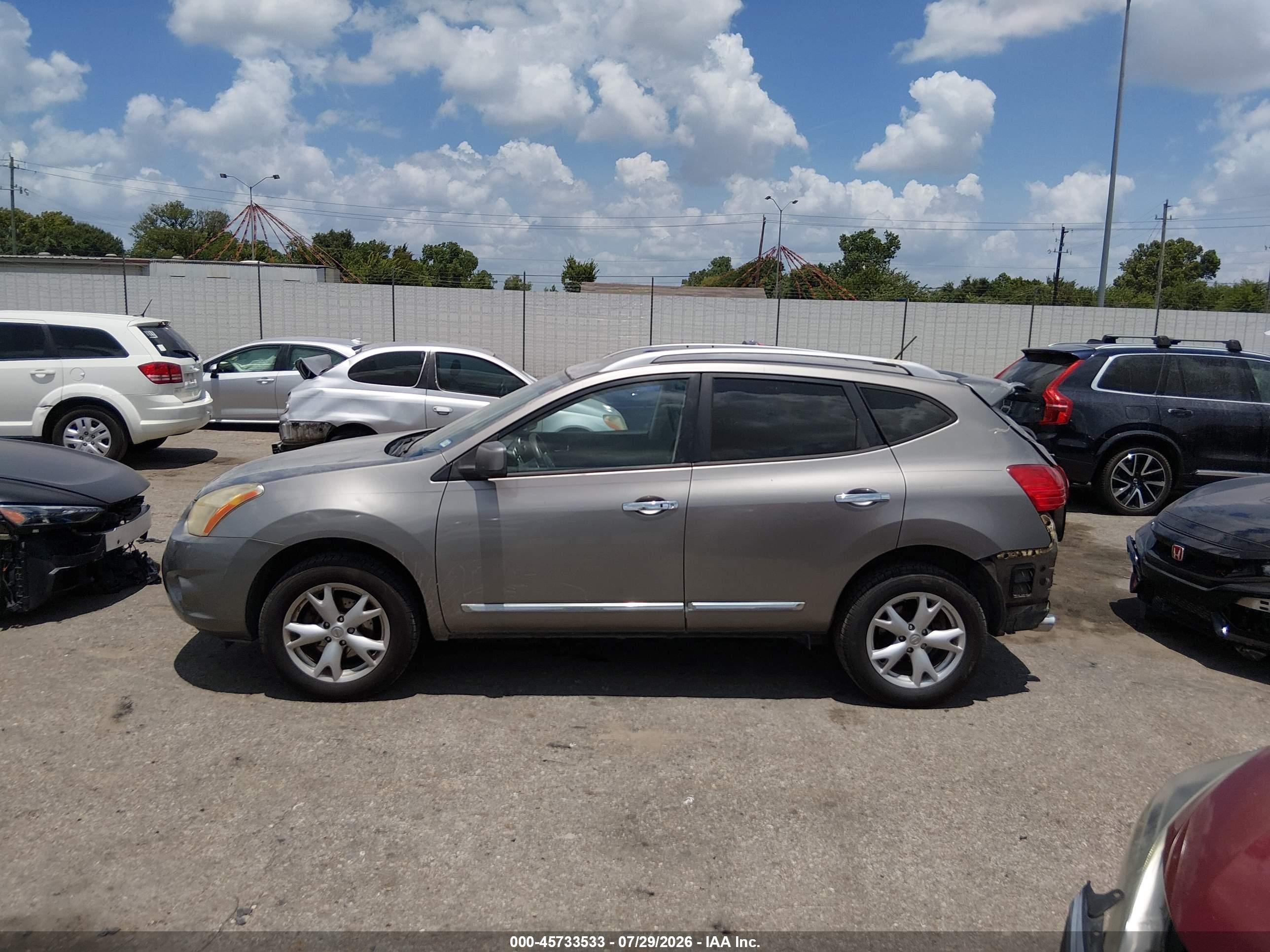 2011 Nissan Rogue Sv Серый vin: JN8AS5MT0BW184537