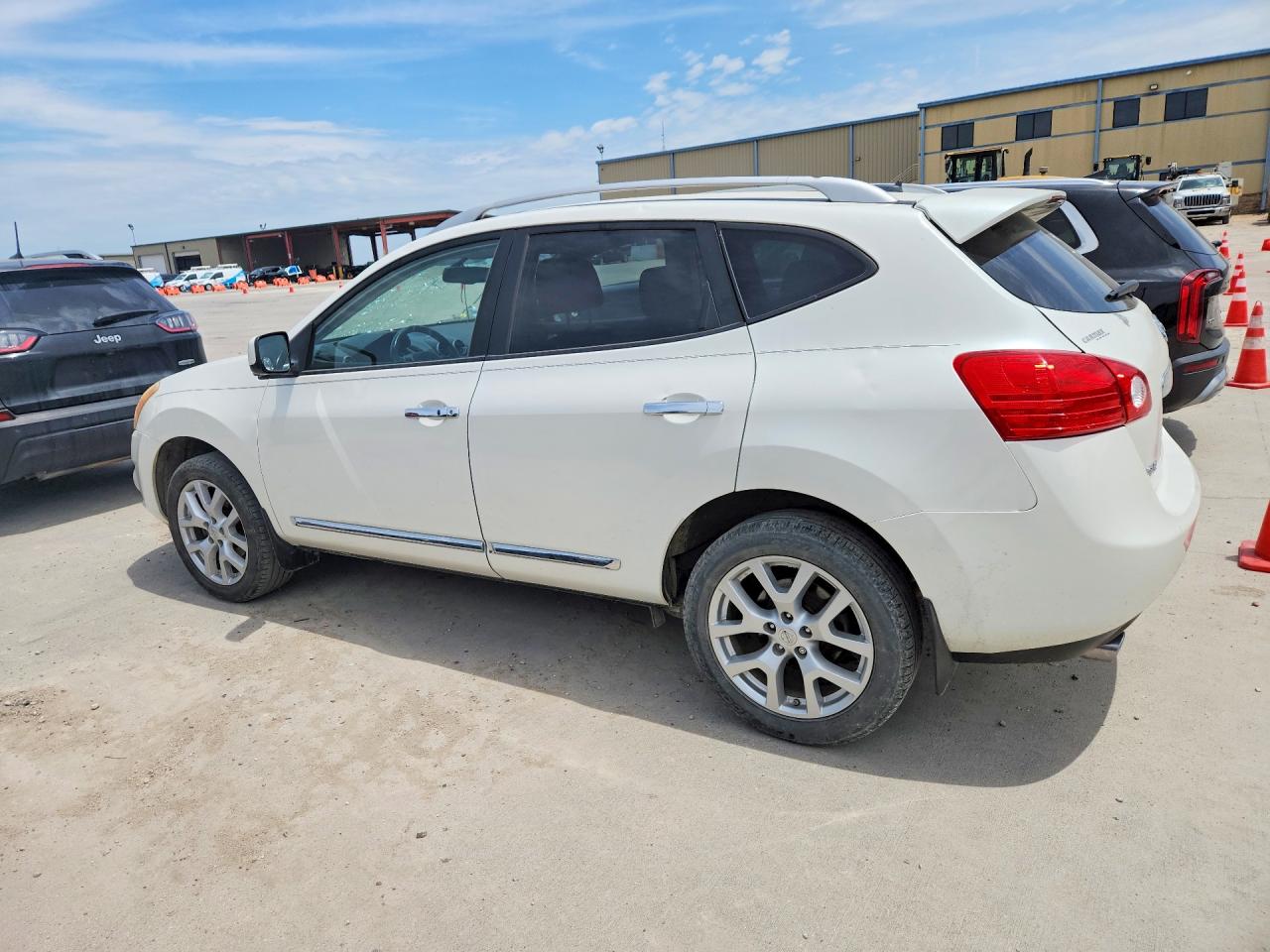 2012 Nissan Rogue S White vin: JN8AS5MT0CW265068