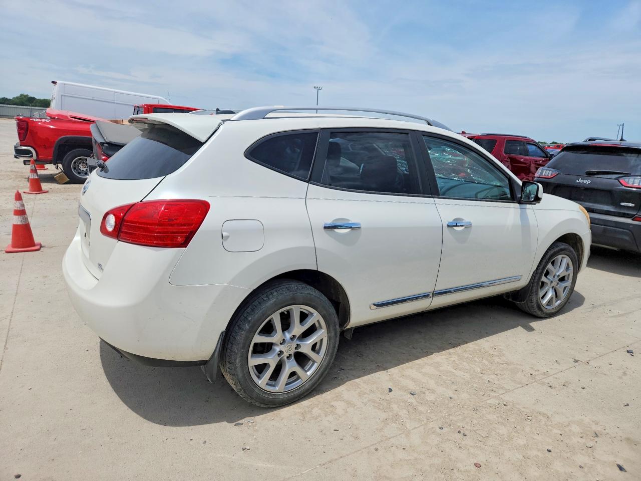 2012 Nissan Rogue S White vin: JN8AS5MT0CW265068