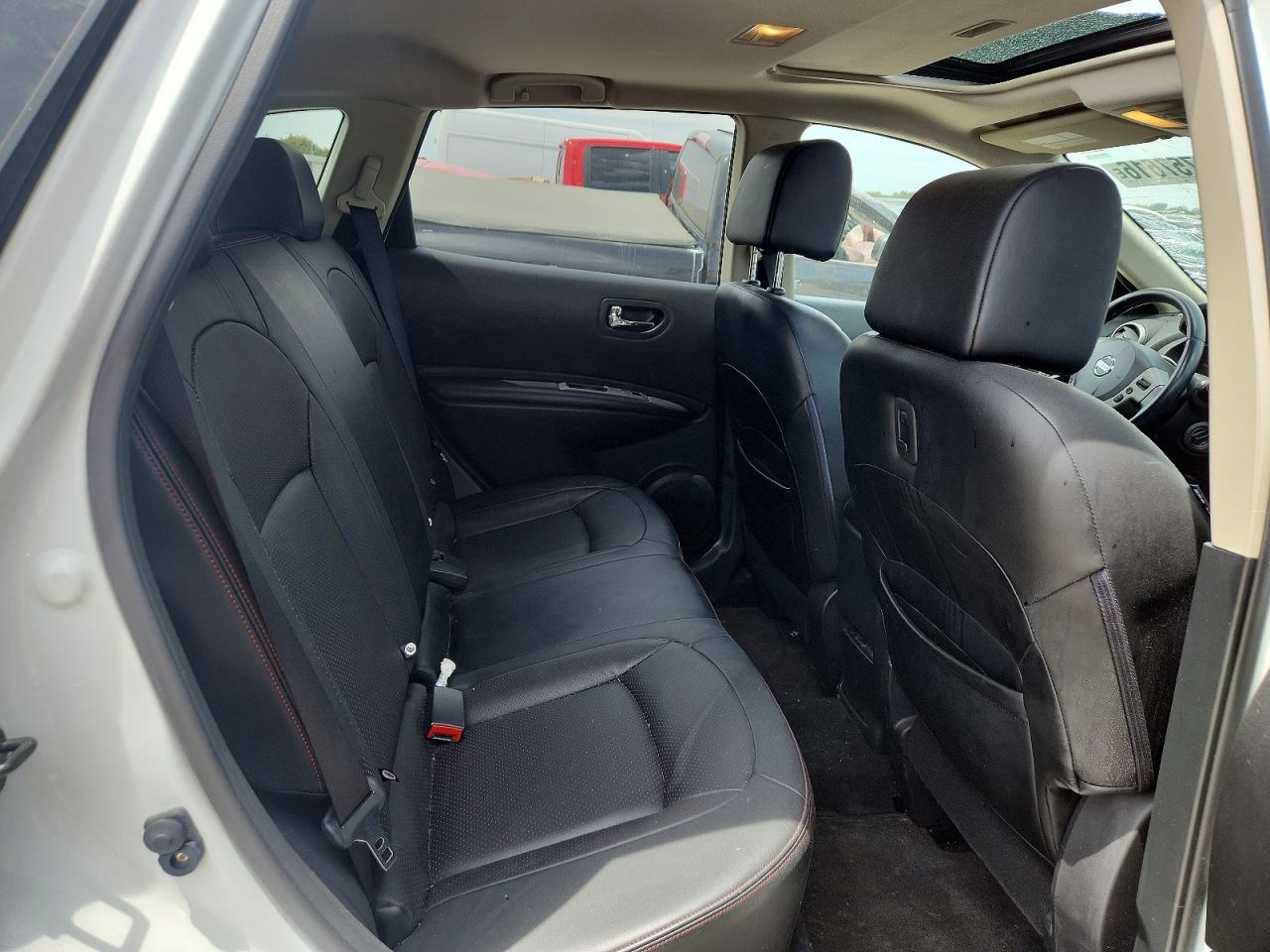 2012 Nissan Rogue S White vin: JN8AS5MT0CW265068