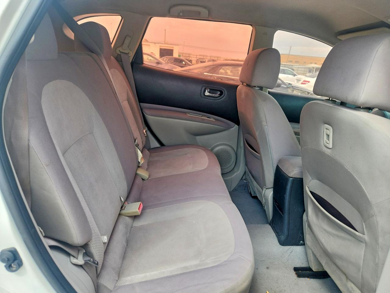 2012 Nissan Rogue S White vin: JN8AS5MT0CW267421