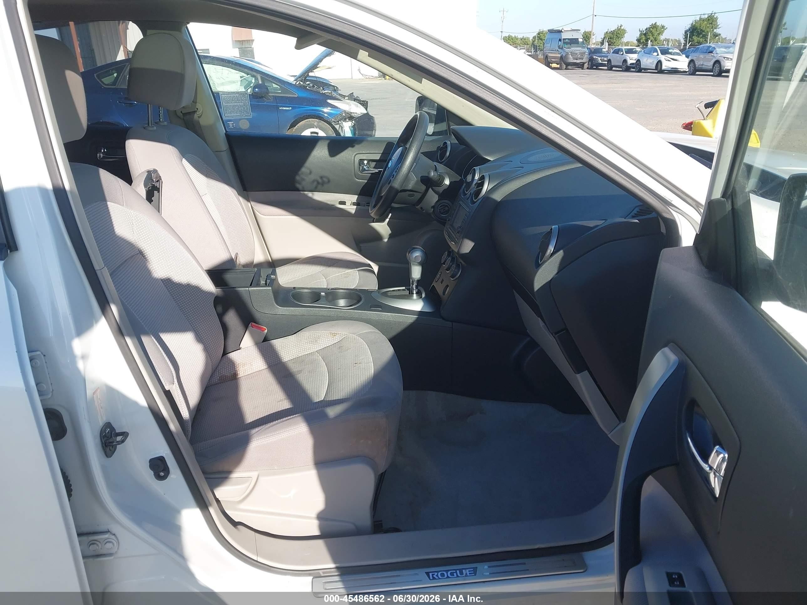 2012 Nissan Rogue Sv White vin: JN8AS5MT0CW270013