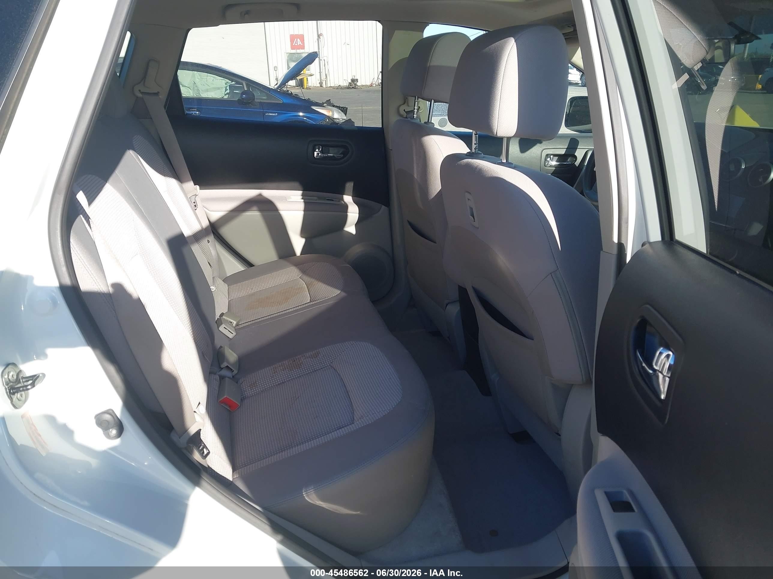 2012 Nissan Rogue Sv White vin: JN8AS5MT0CW270013