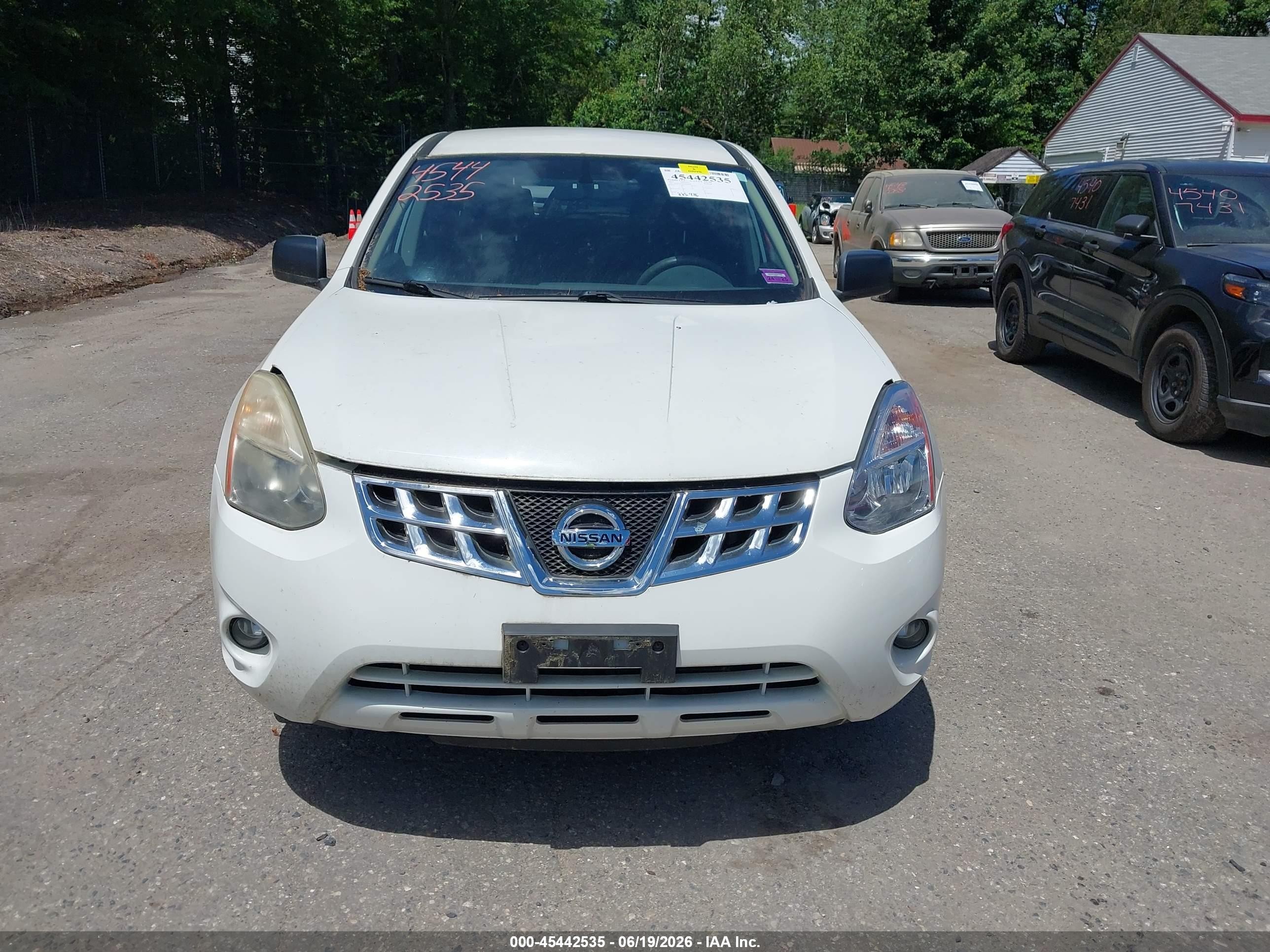 2012 Nissan Rogue S White vin: JN8AS5MT0CW296028
