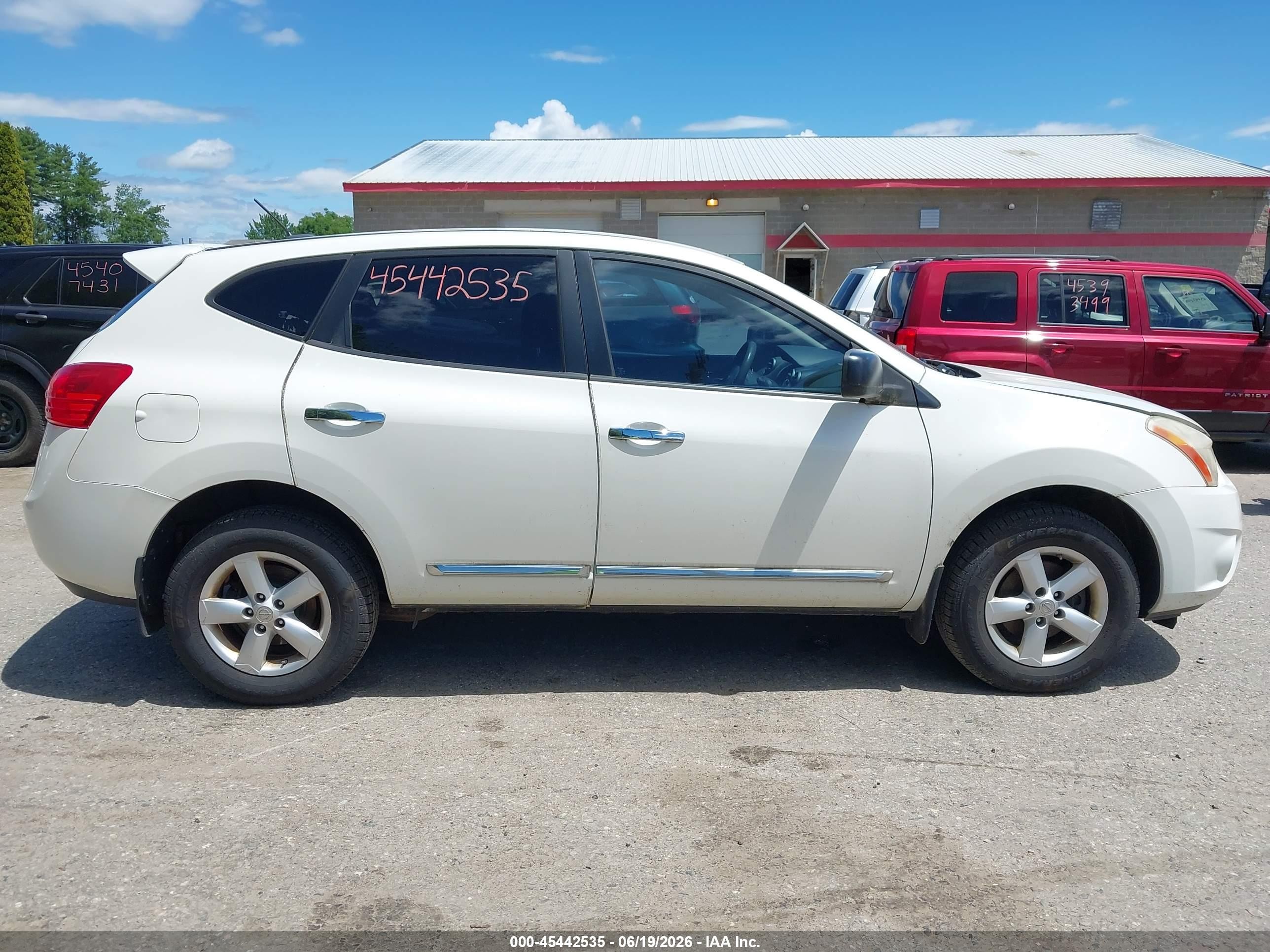 2012 Nissan Rogue S White vin: JN8AS5MT0CW296028