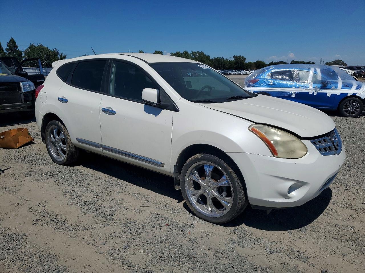 2013 Nissan Rogue S White vin: JN8AS5MT0DW004878