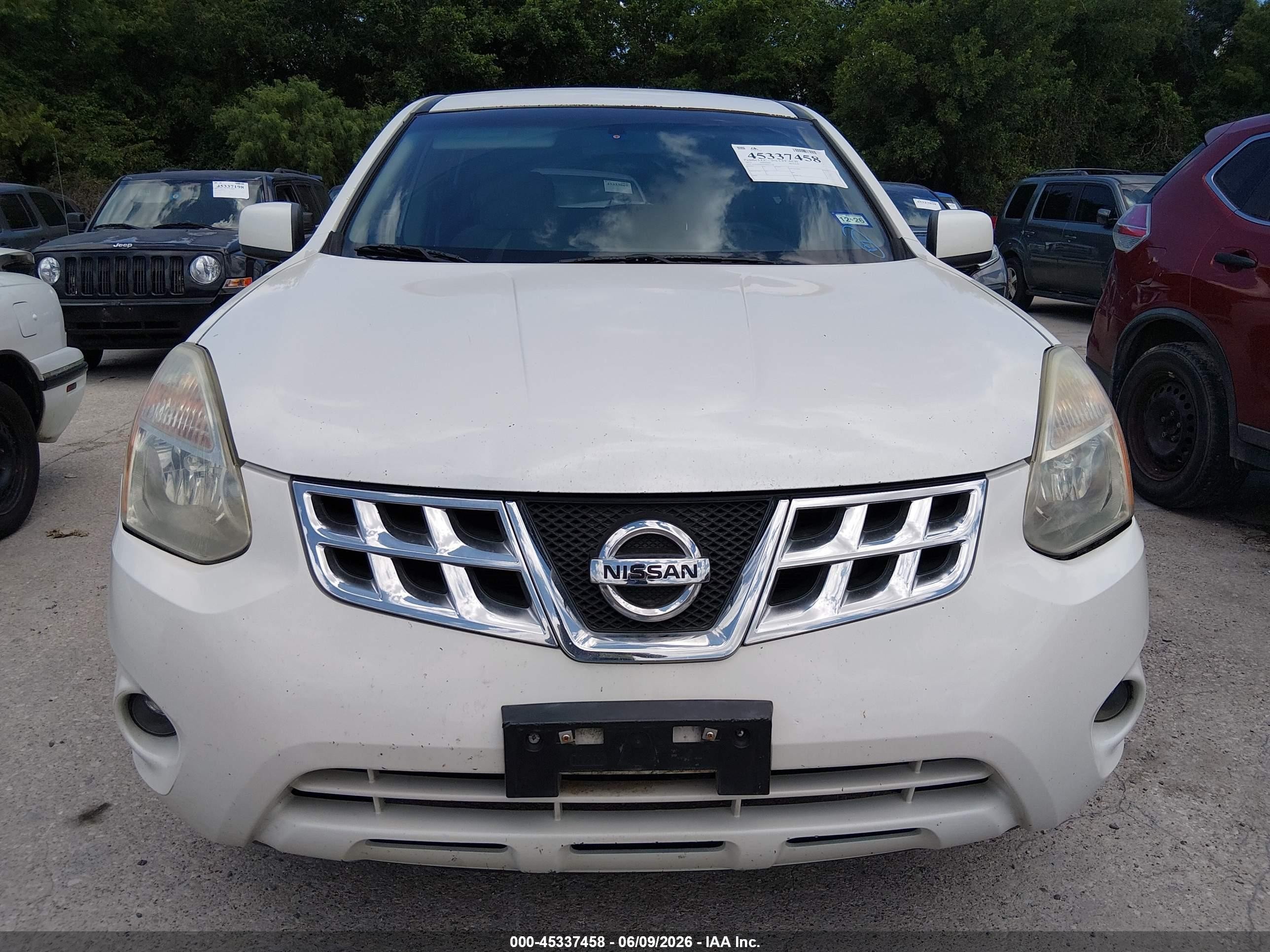 2013 Nissan Rogue S Кремовый vin: JN8AS5MT0DW033118
