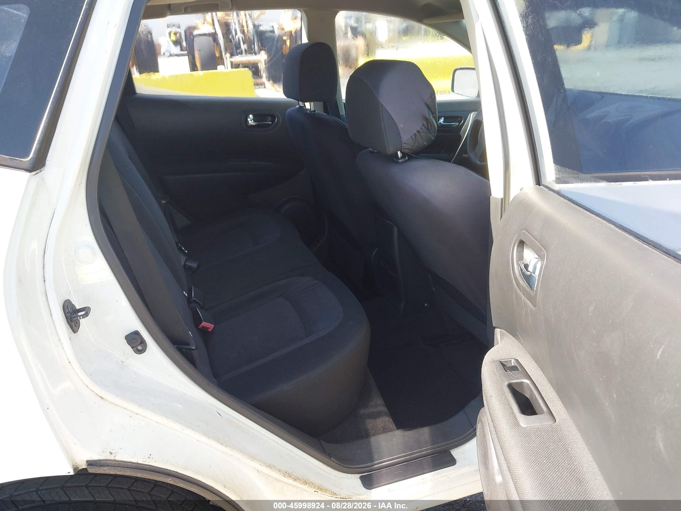 2013 Nissan Rogue S White vin: JN8AS5MT0DW038884