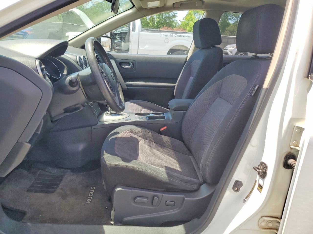 2013 Nissan Rogue S White vin: JN8AS5MT0DW513577