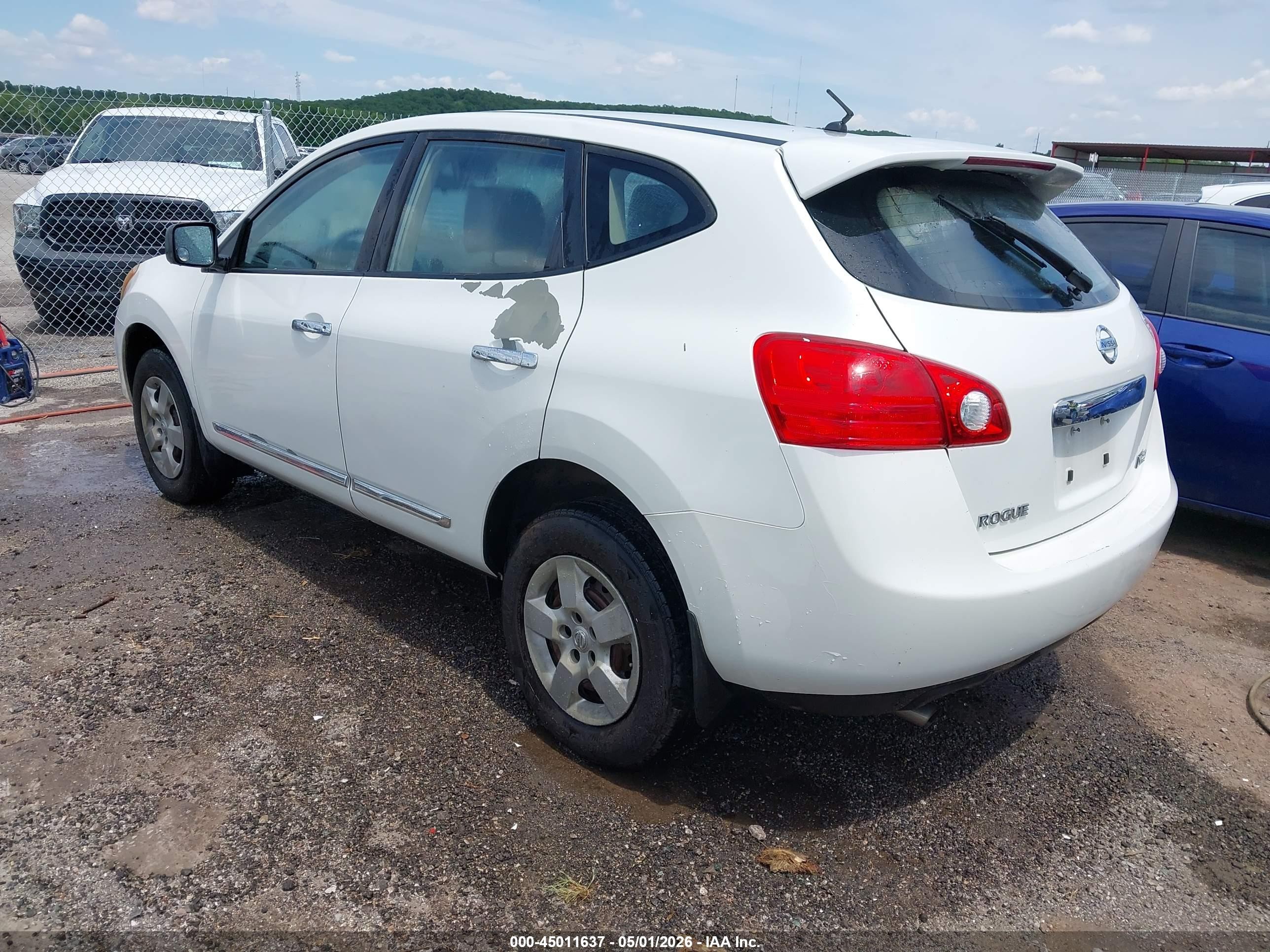 2013 Nissan Rogue S White vin: JN8AS5MT0DW517600