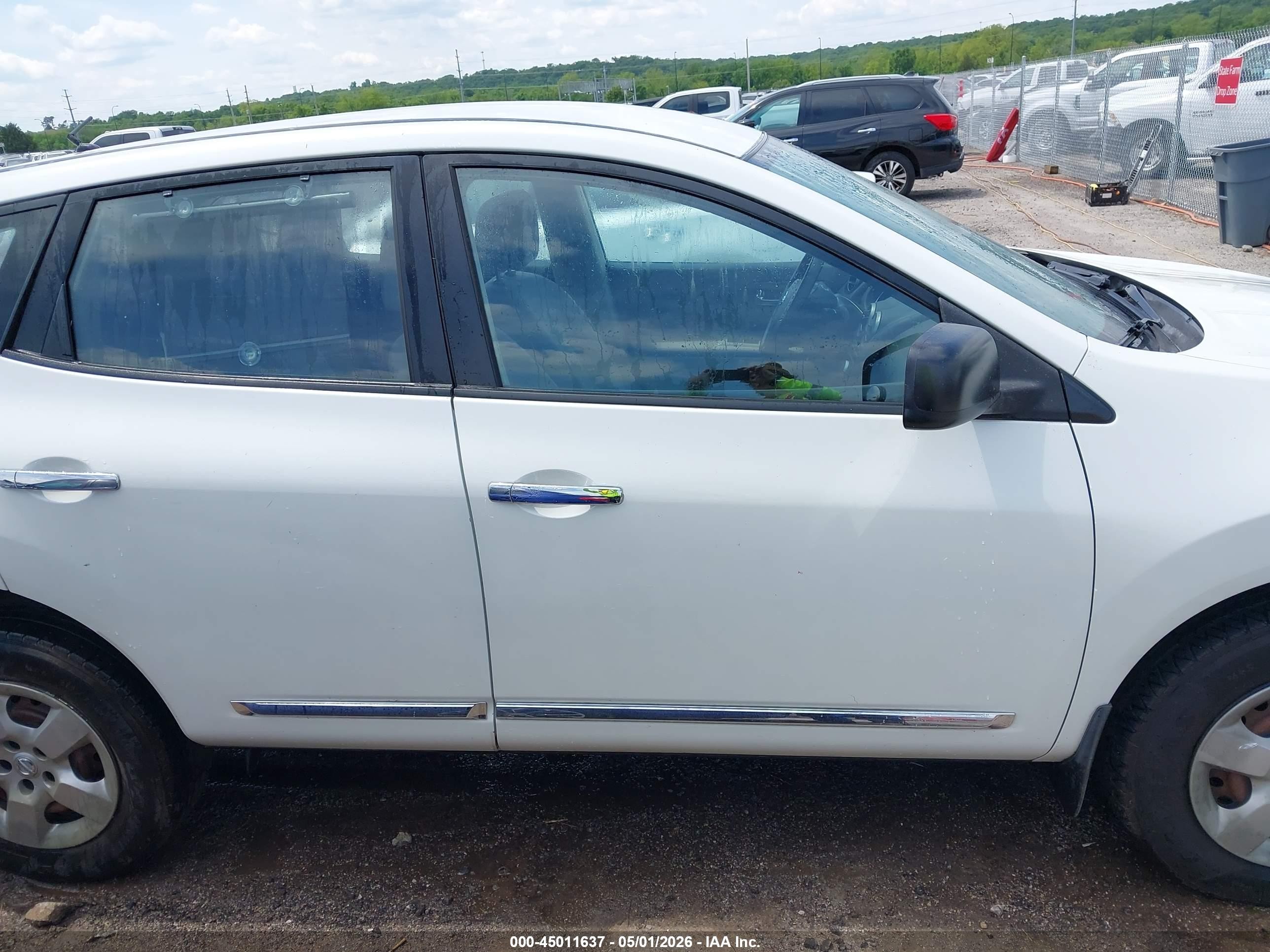 2013 Nissan Rogue S White vin: JN8AS5MT0DW517600