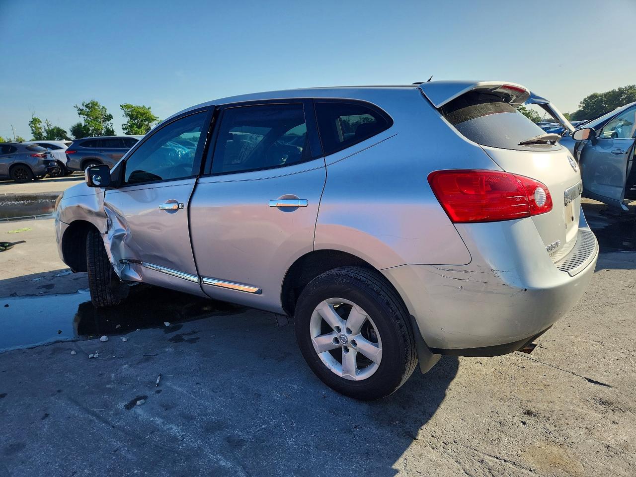 2013 Nissan Rogue Silver vin: JN8AS5MT0DW519654