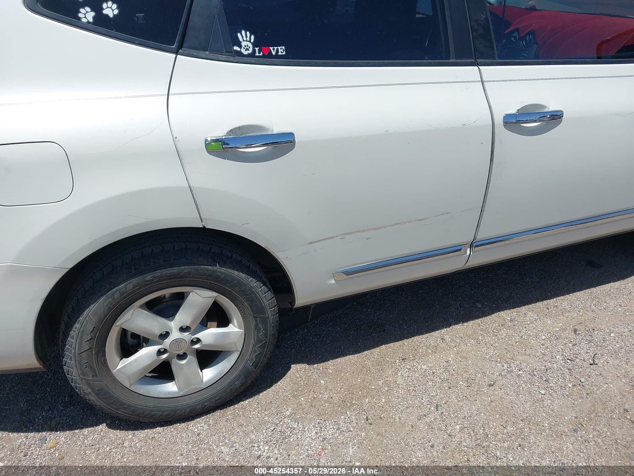 2013 Nissan Rogue S Белый vin: JN8AS5MT0DW522814
