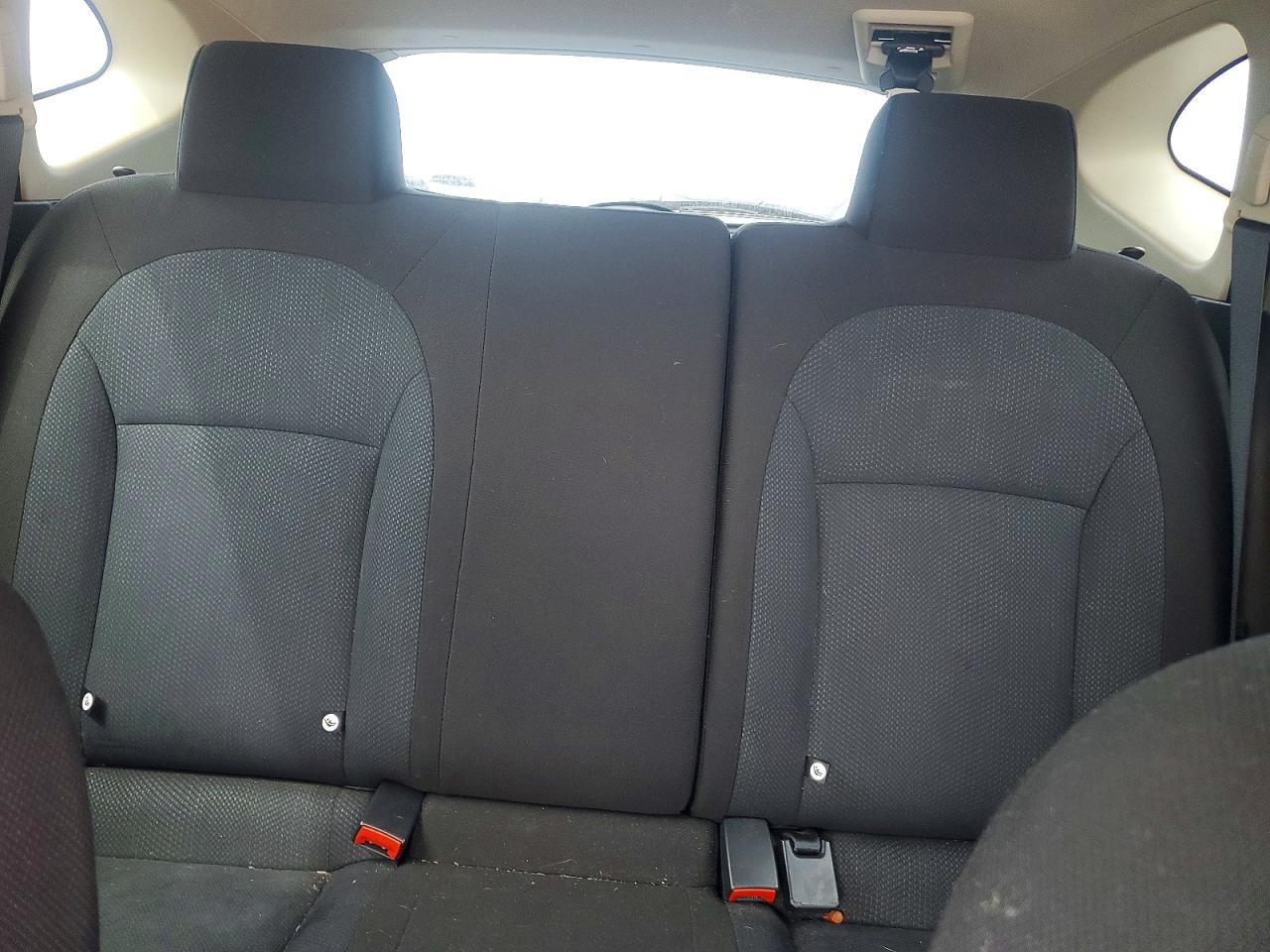 2014 Nissan Rogue Select S Silver vin: JN8AS5MT0EW102617
