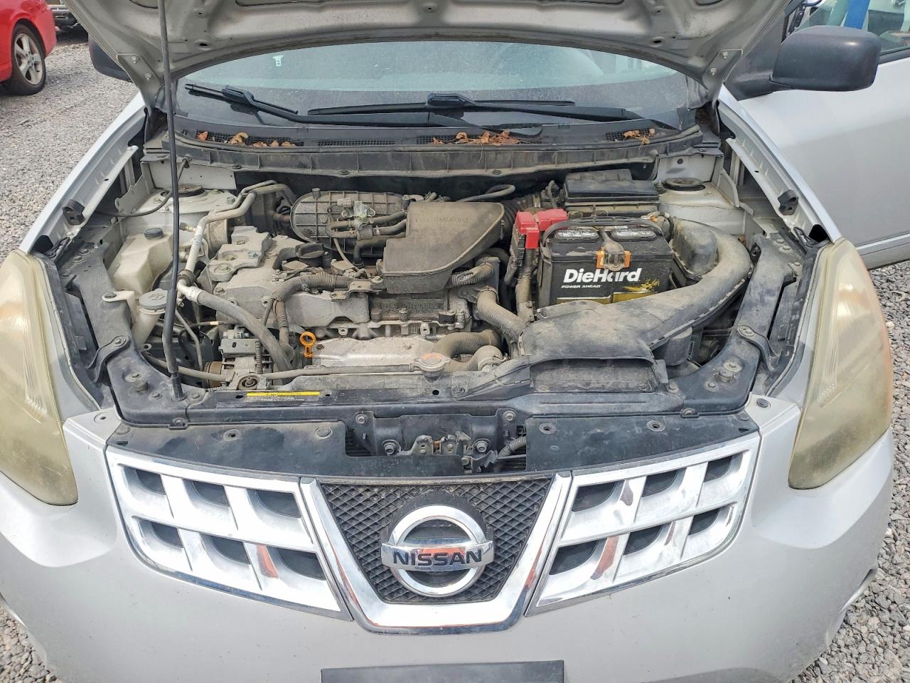 2014 Nissan Rogue Select S Silver vin: JN8AS5MT0EW102617
