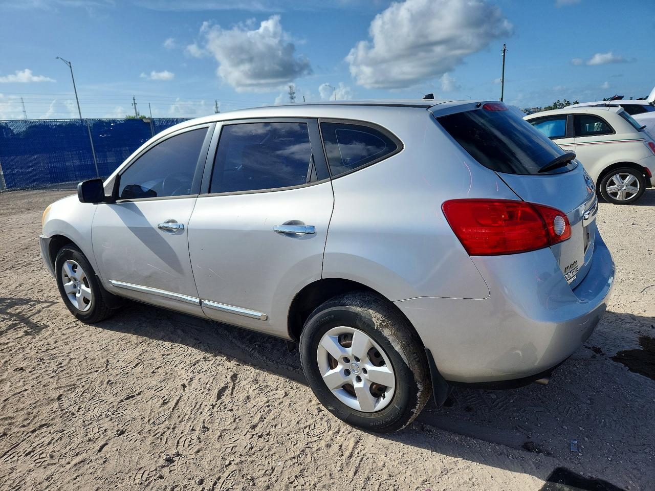 2014 Nissan Rogue Select S Gray vin: JN8AS5MT0EW601384