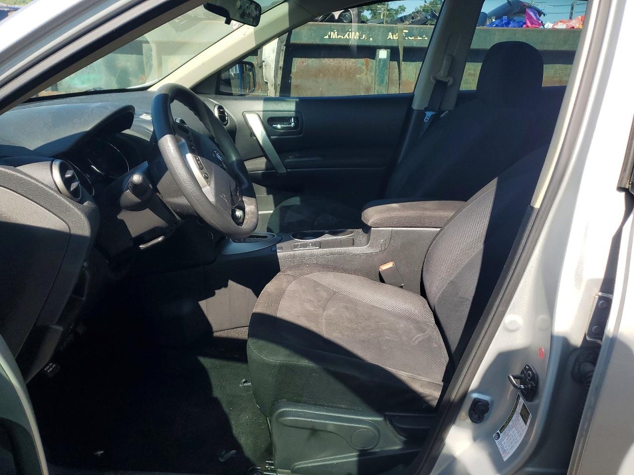 2014 Nissan Rogue Select S Silver vin: JN8AS5MT0EW610859