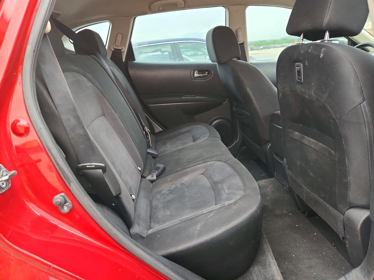2014 Nissan Rogue Select S Красный vin: JN8AS5MT0EW616046