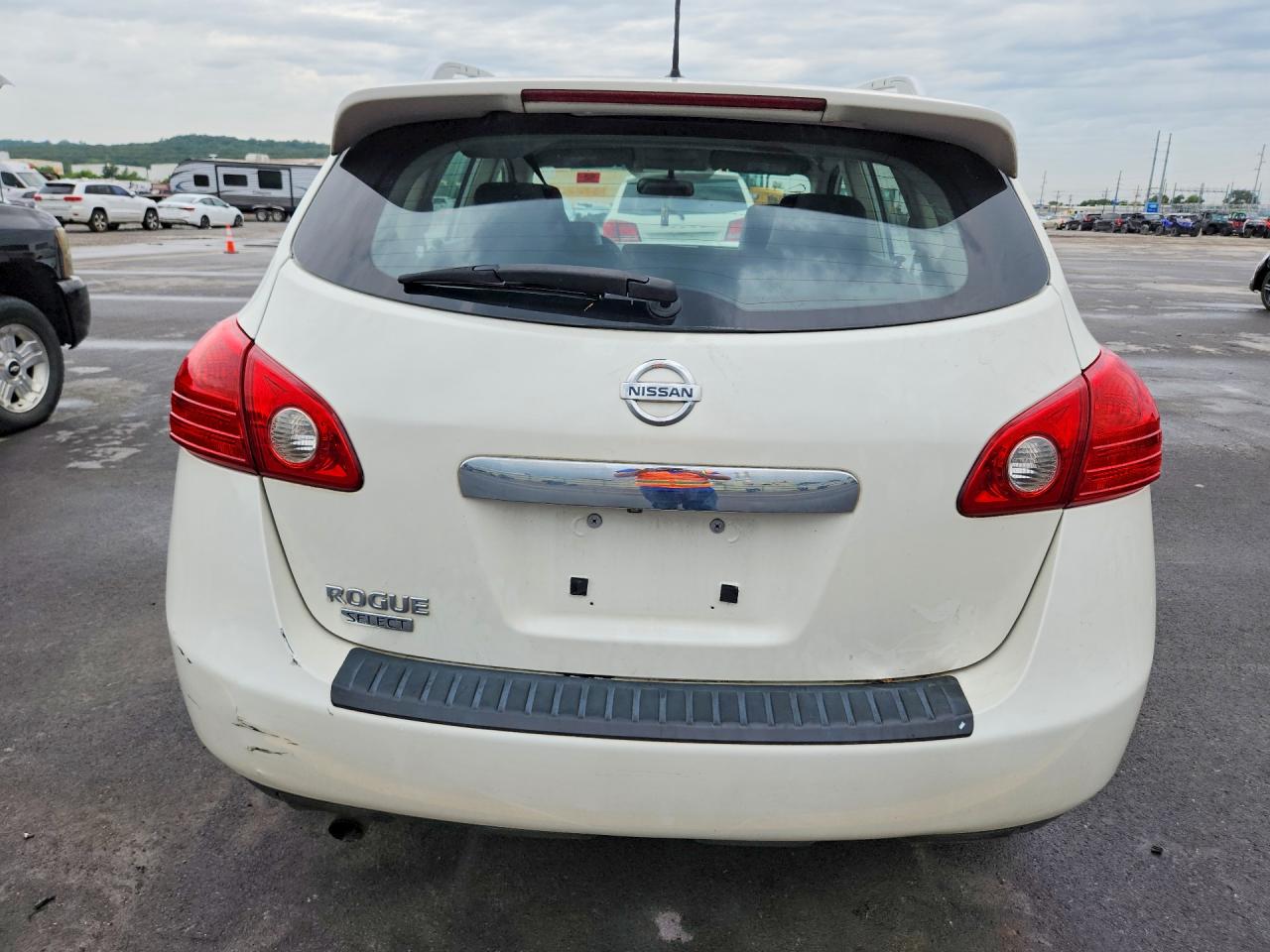 2014 Nissan Rogue Select S White vin: JN8AS5MT0EW620291