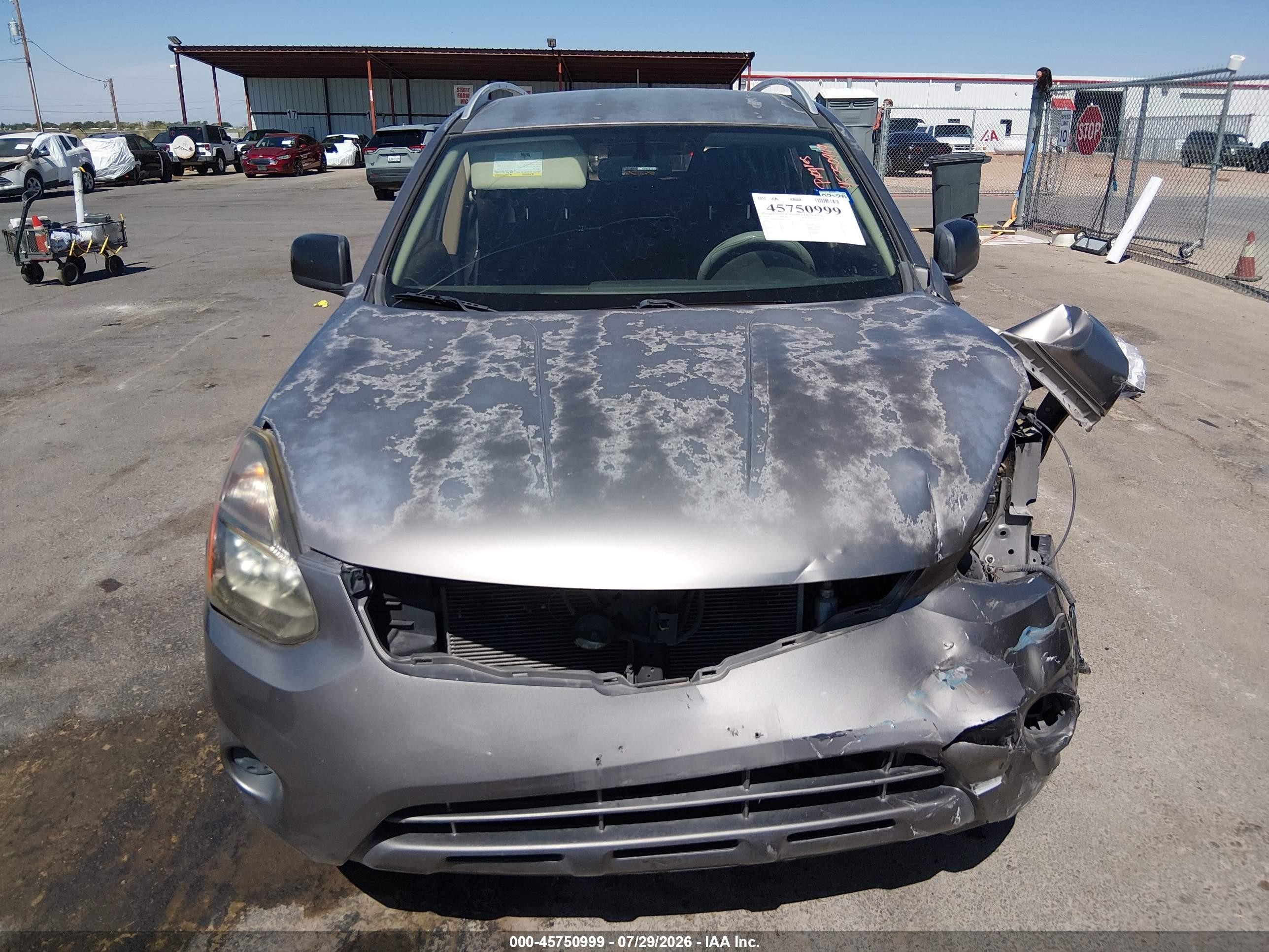 2015 Nissan Rogue Select S Silver vin: JN8AS5MT0FW152743