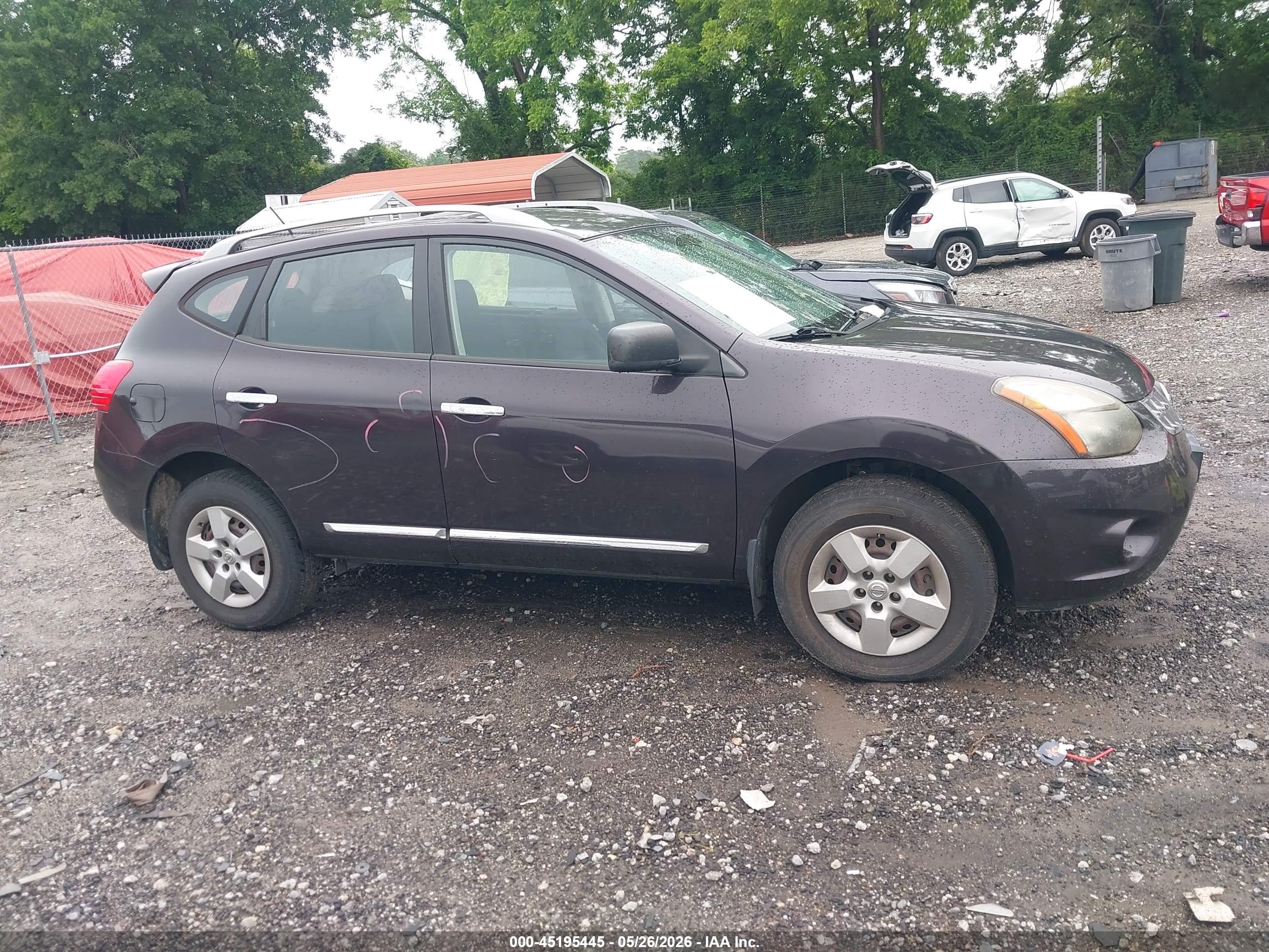 2015 Nissan Rogue Select S Коричневый vin: JN8AS5MT0FW165492
