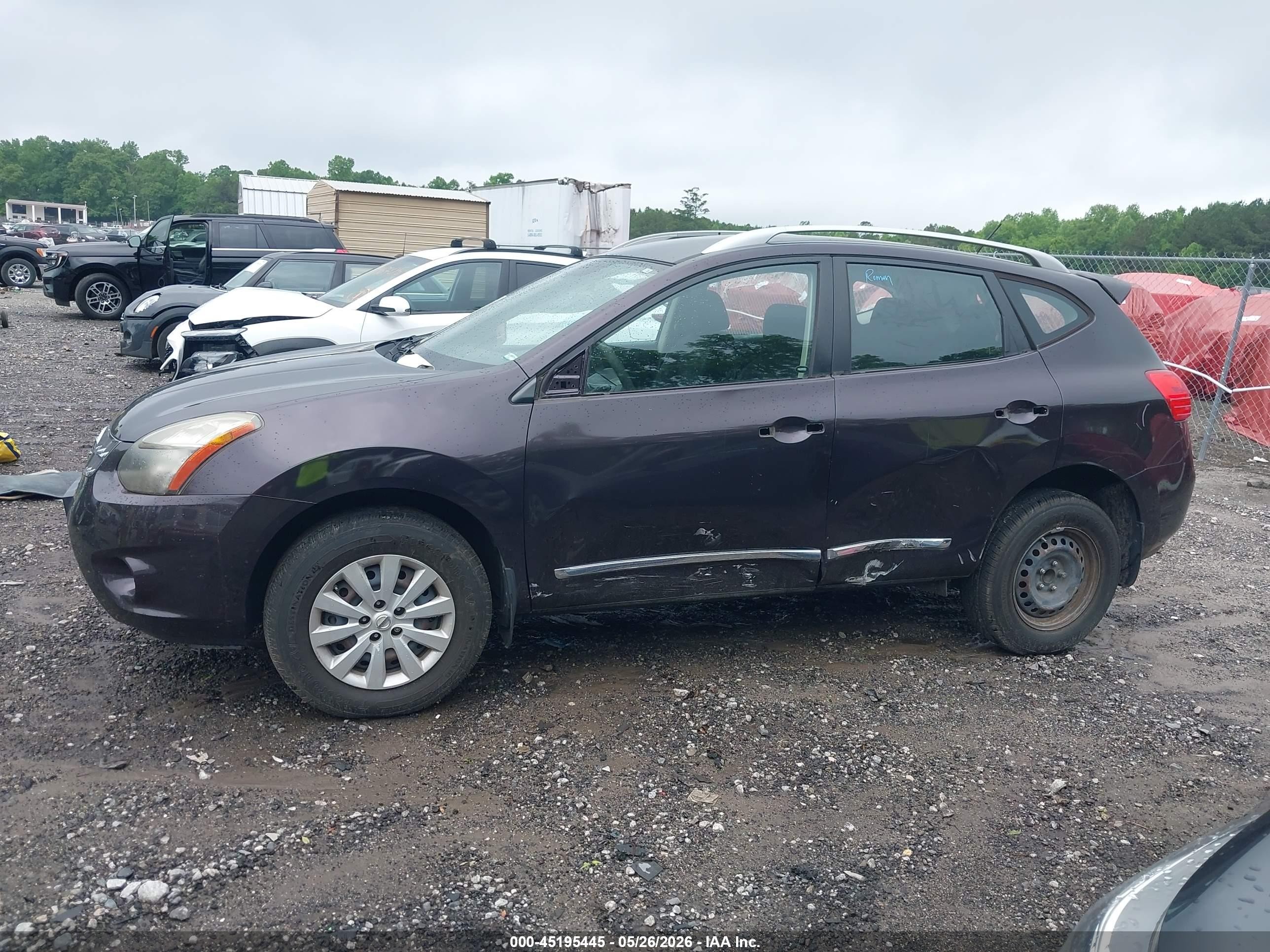 2015 Nissan Rogue Select S Коричневый vin: JN8AS5MT0FW165492