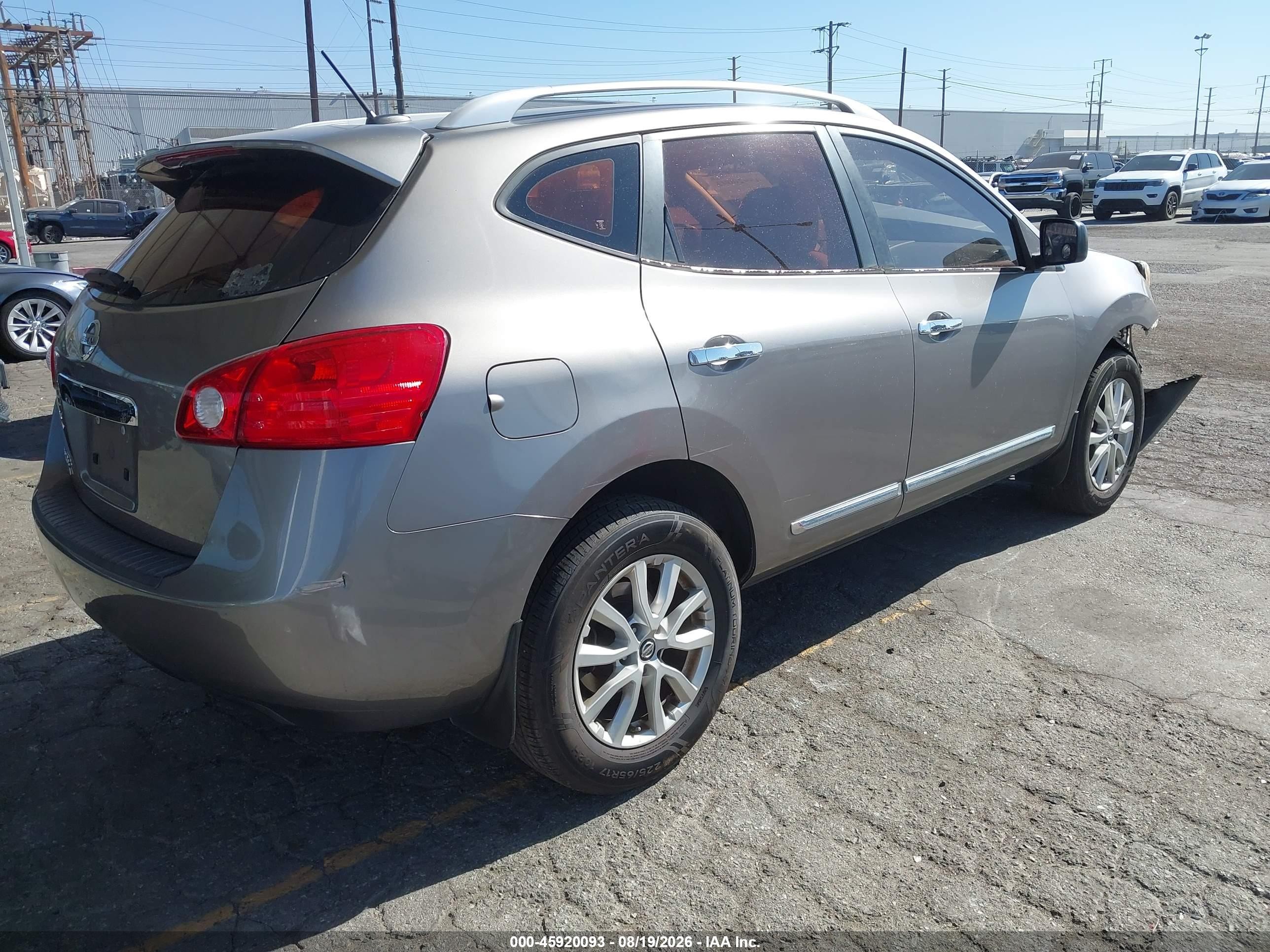 2015 Nissan Rogue Select S Gold vin: JN8AS5MT0FW651896