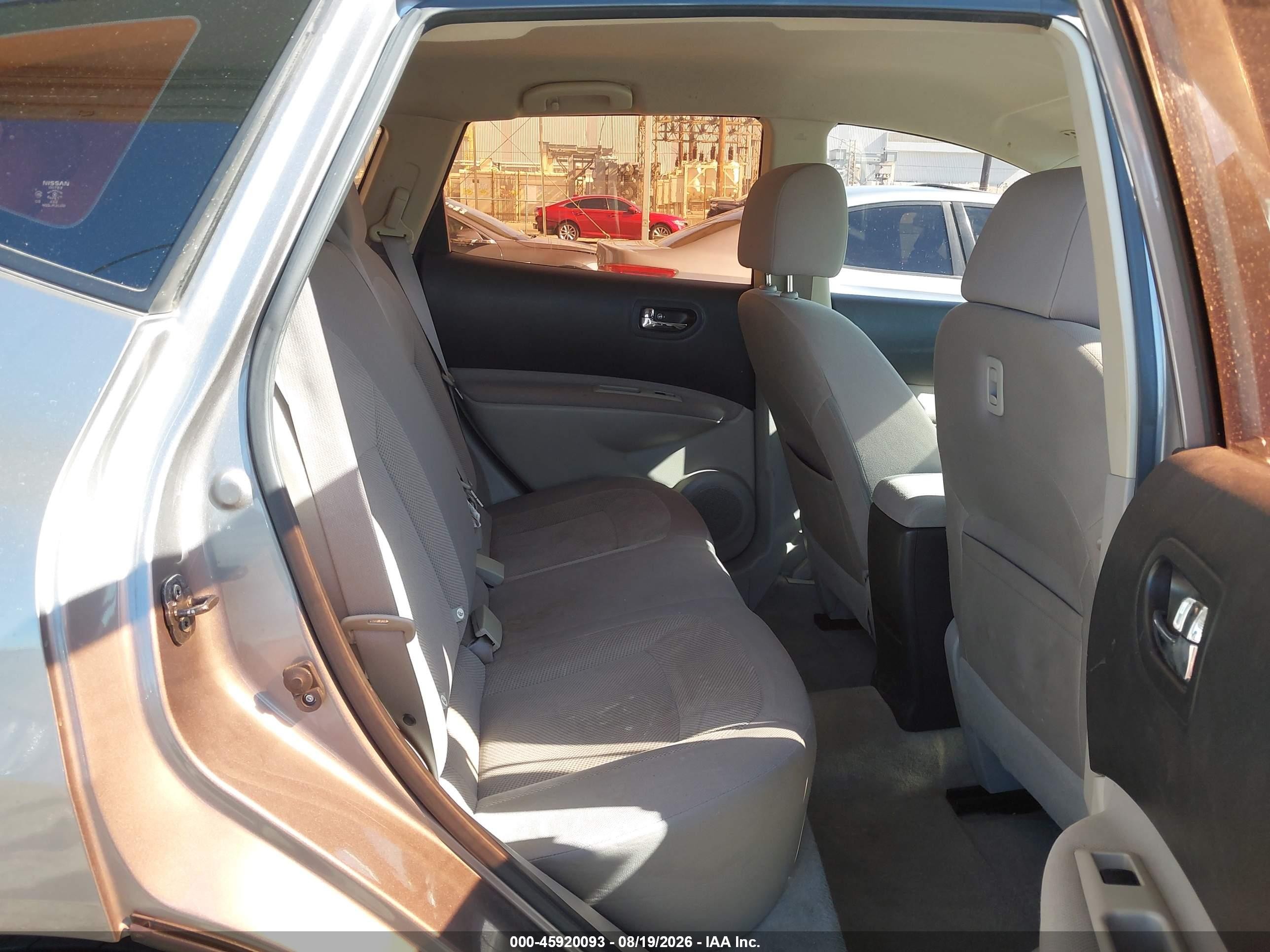2015 Nissan Rogue Select S Gold vin: JN8AS5MT0FW651896