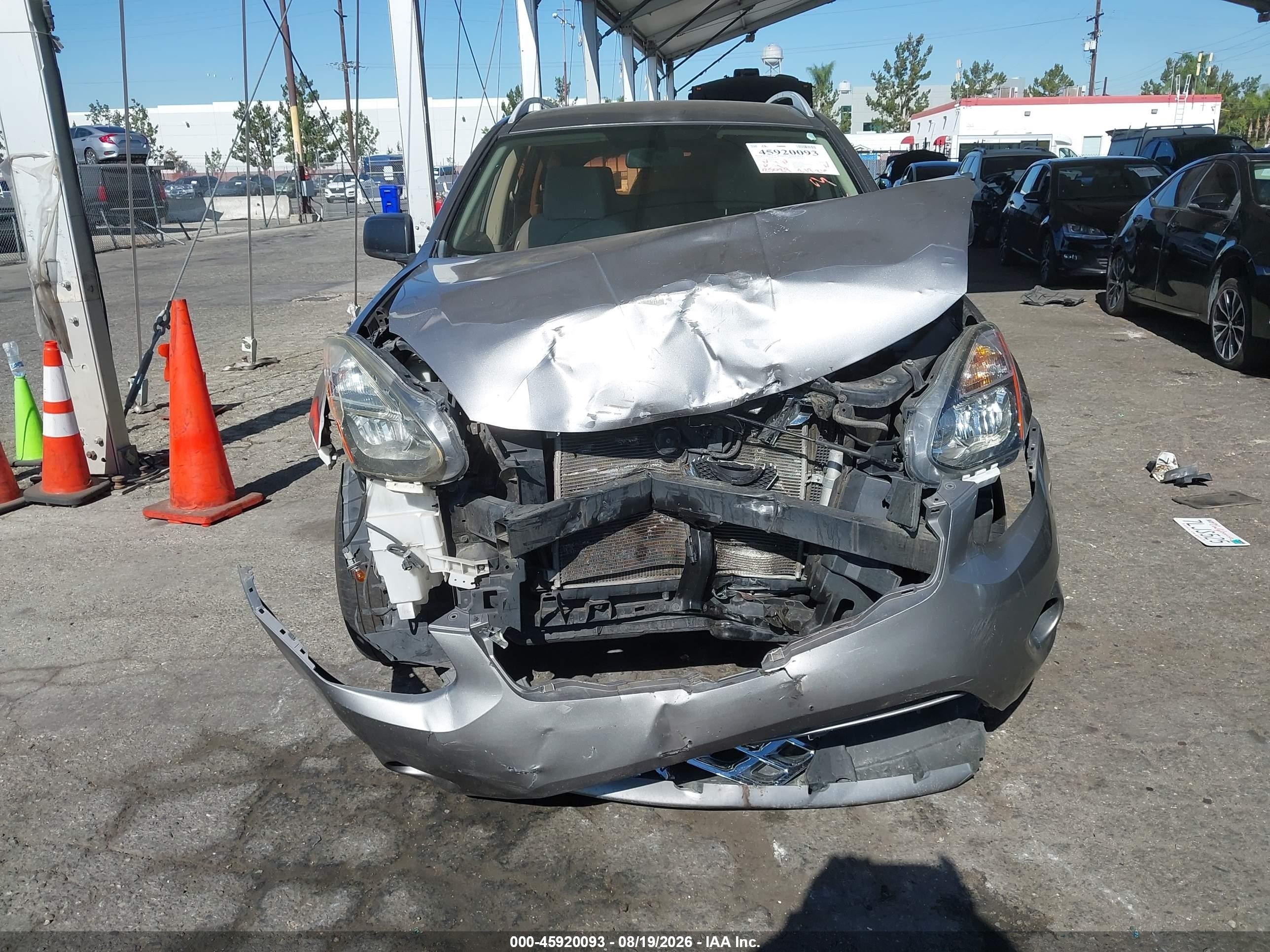 2015 Nissan Rogue Select S Gold vin: JN8AS5MT0FW651896