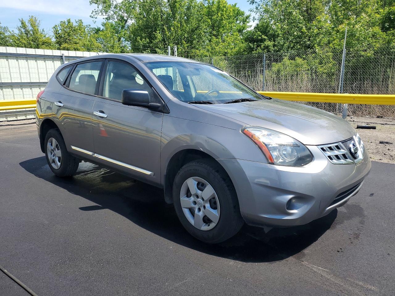 2015 Nissan Rogue Select S Silver vin: JN8AS5MT0FW660467