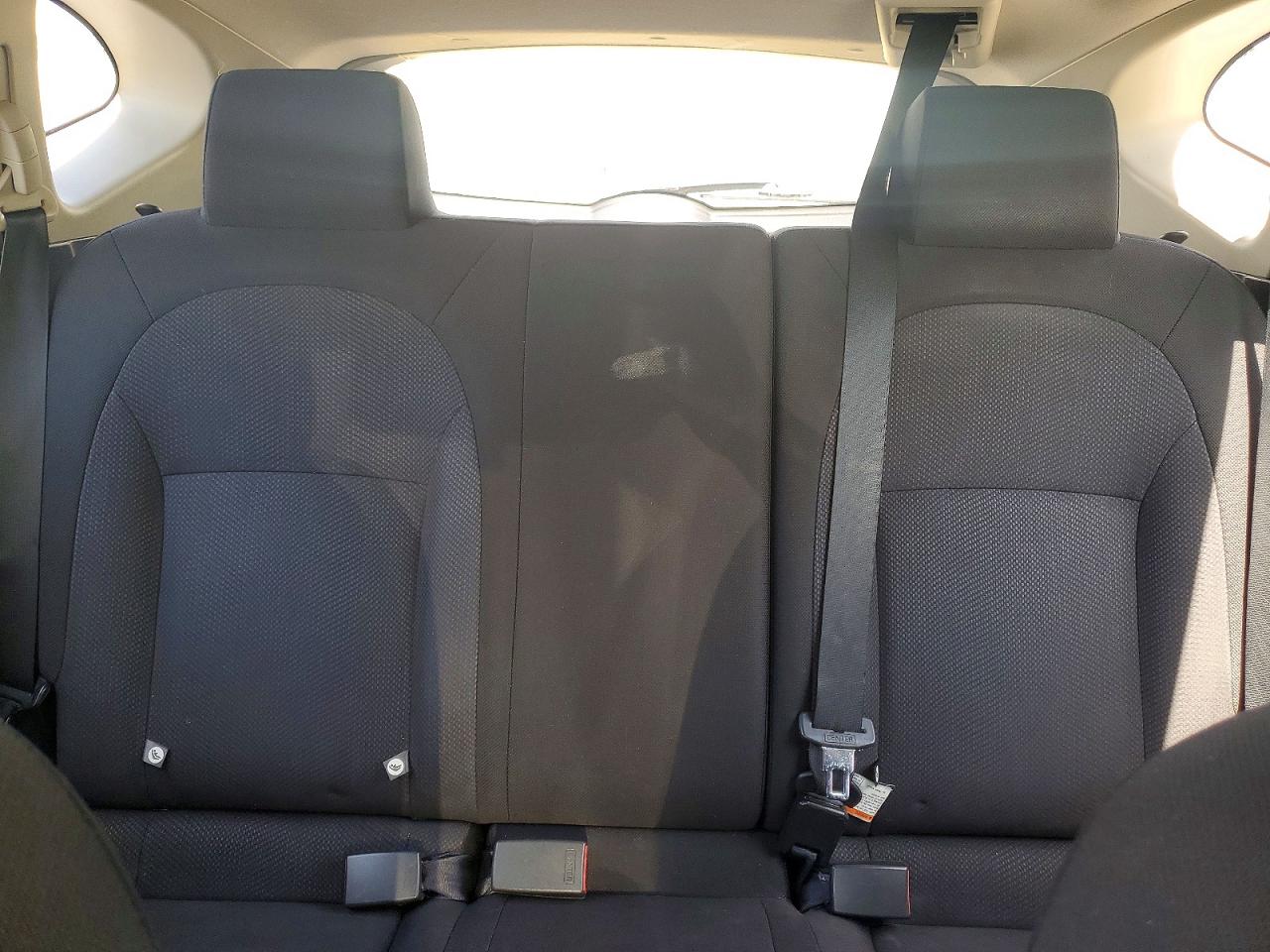 2015 Nissan Rogue Select S Silver vin: JN8AS5MT0FW660467