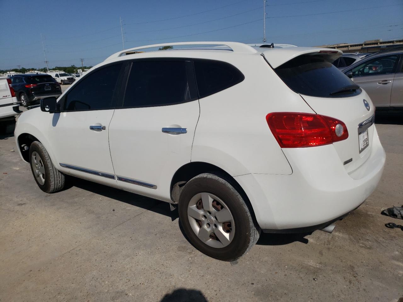2015 Nissan Rogue Select S White vin: JN8AS5MT0FW668083