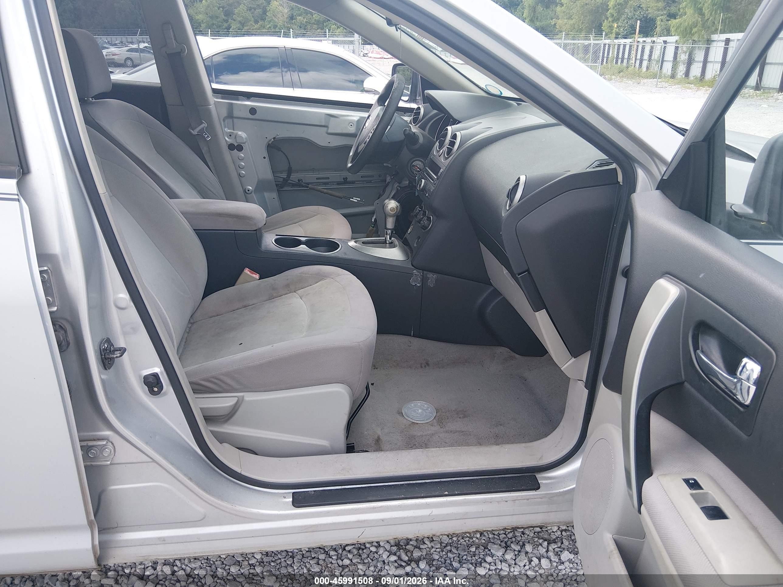 2010 Nissan Rogue S Silver vin: JN8AS5MT1AW022222