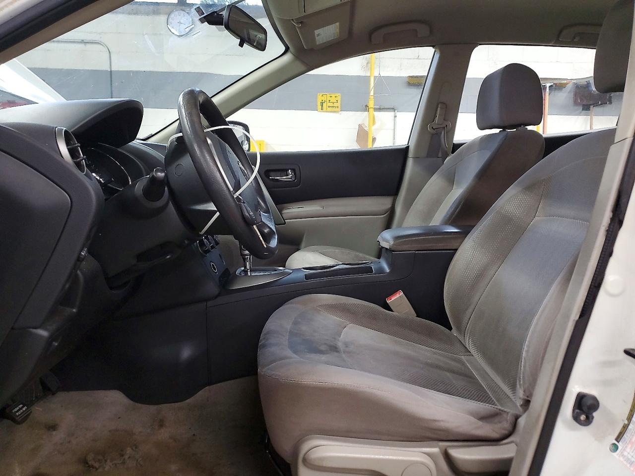 2011 Nissan Rogue S White vin: JN8AS5MT1BW163969