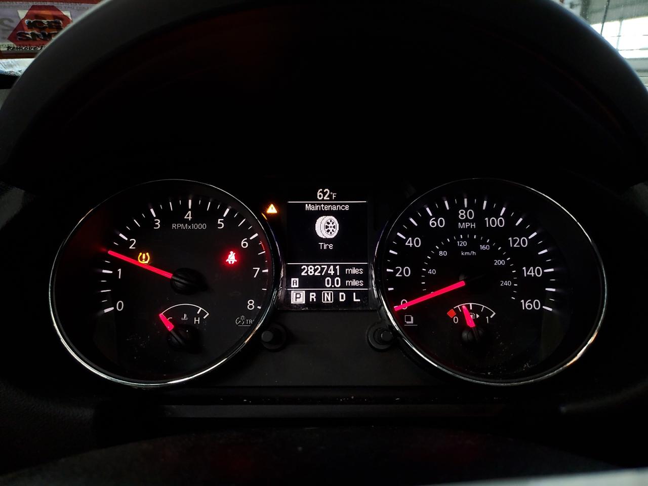 2011 Nissan Rogue S White vin: JN8AS5MT1BW163969 Damage: Warning - Tire Pressure, On, Unacceptable