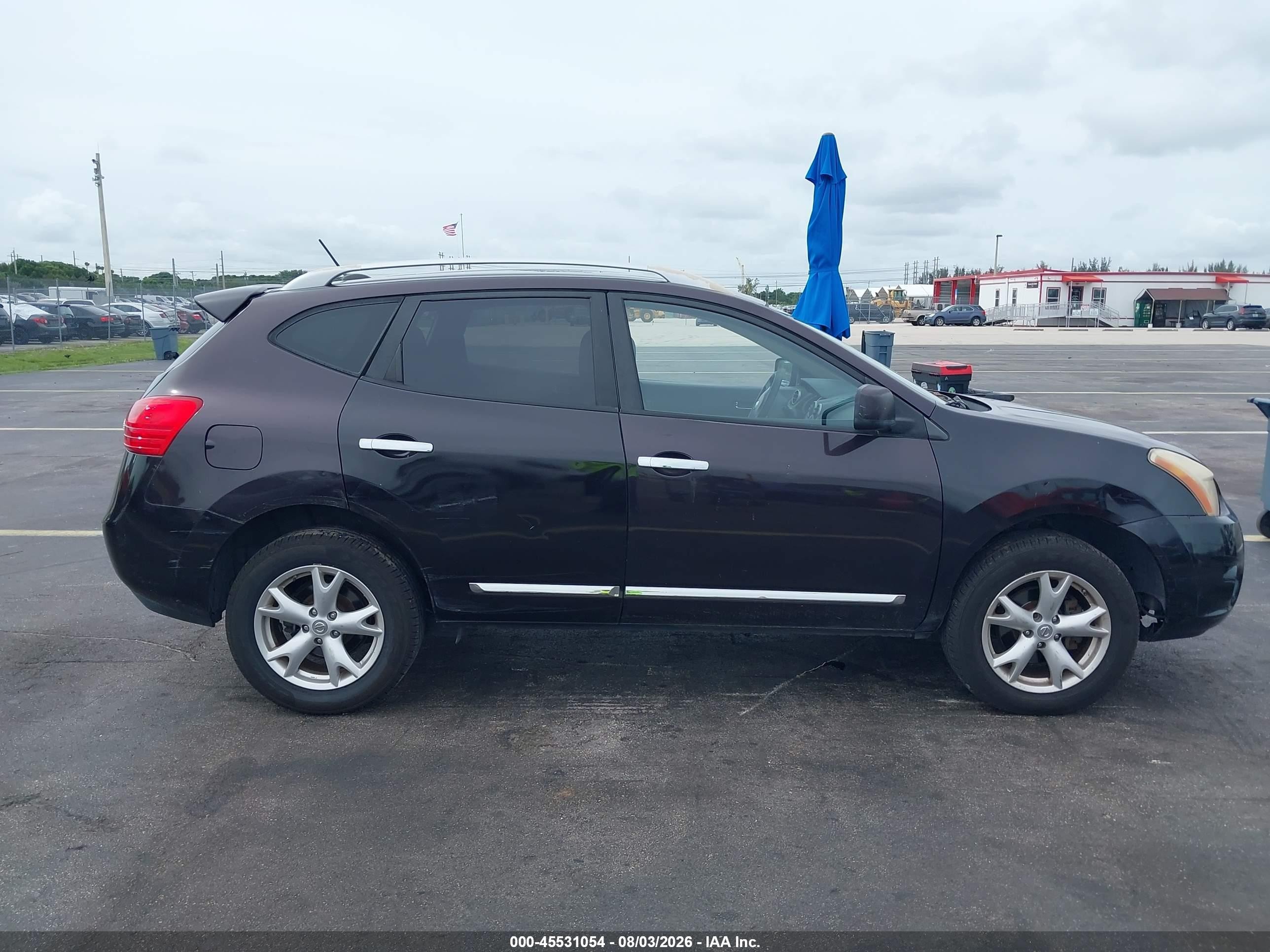 2011 Nissan Rogue Sv Коричневый vin: JN8AS5MT1BW174986