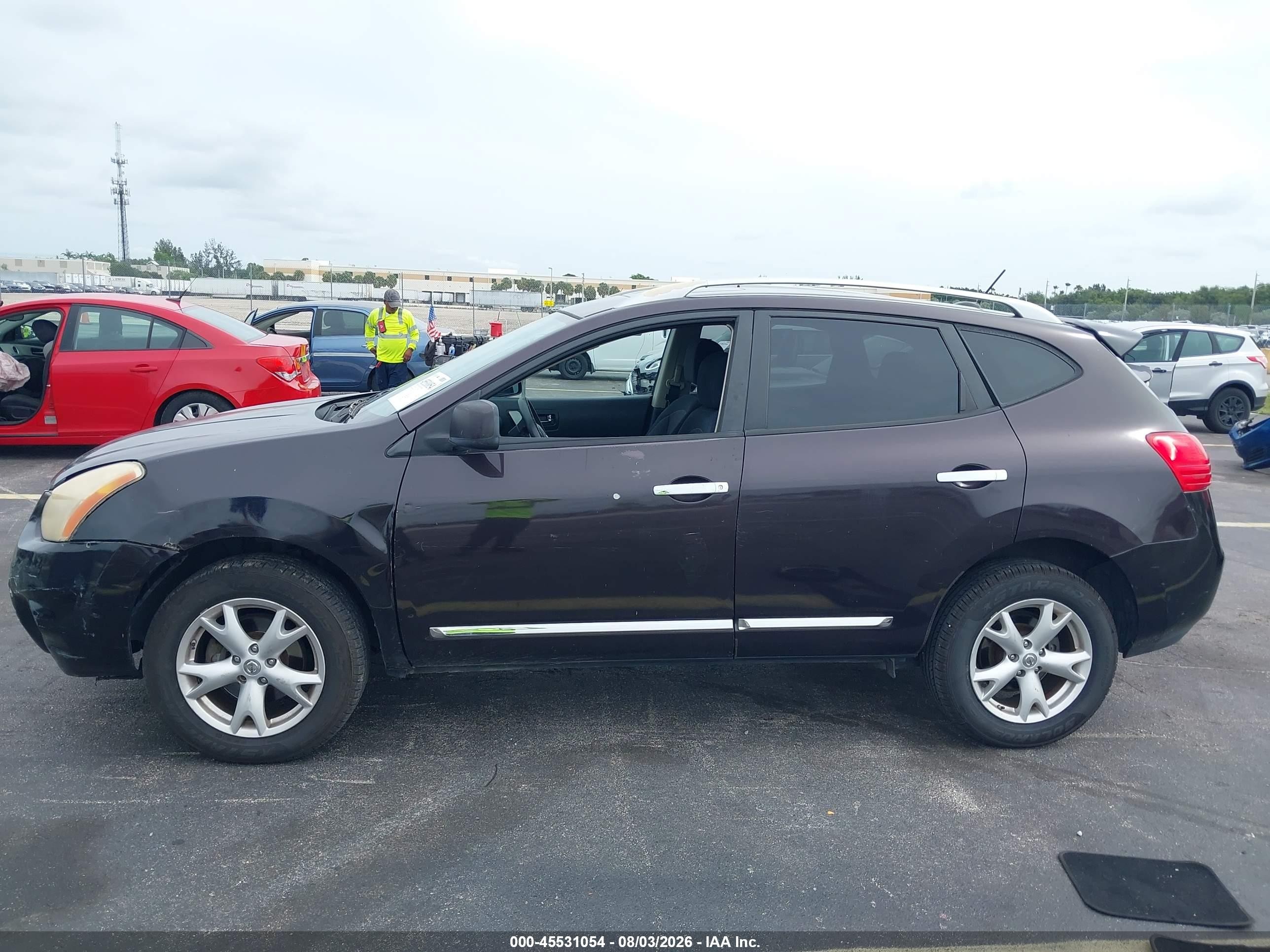 2011 Nissan Rogue Sv Коричневый vin: JN8AS5MT1BW174986