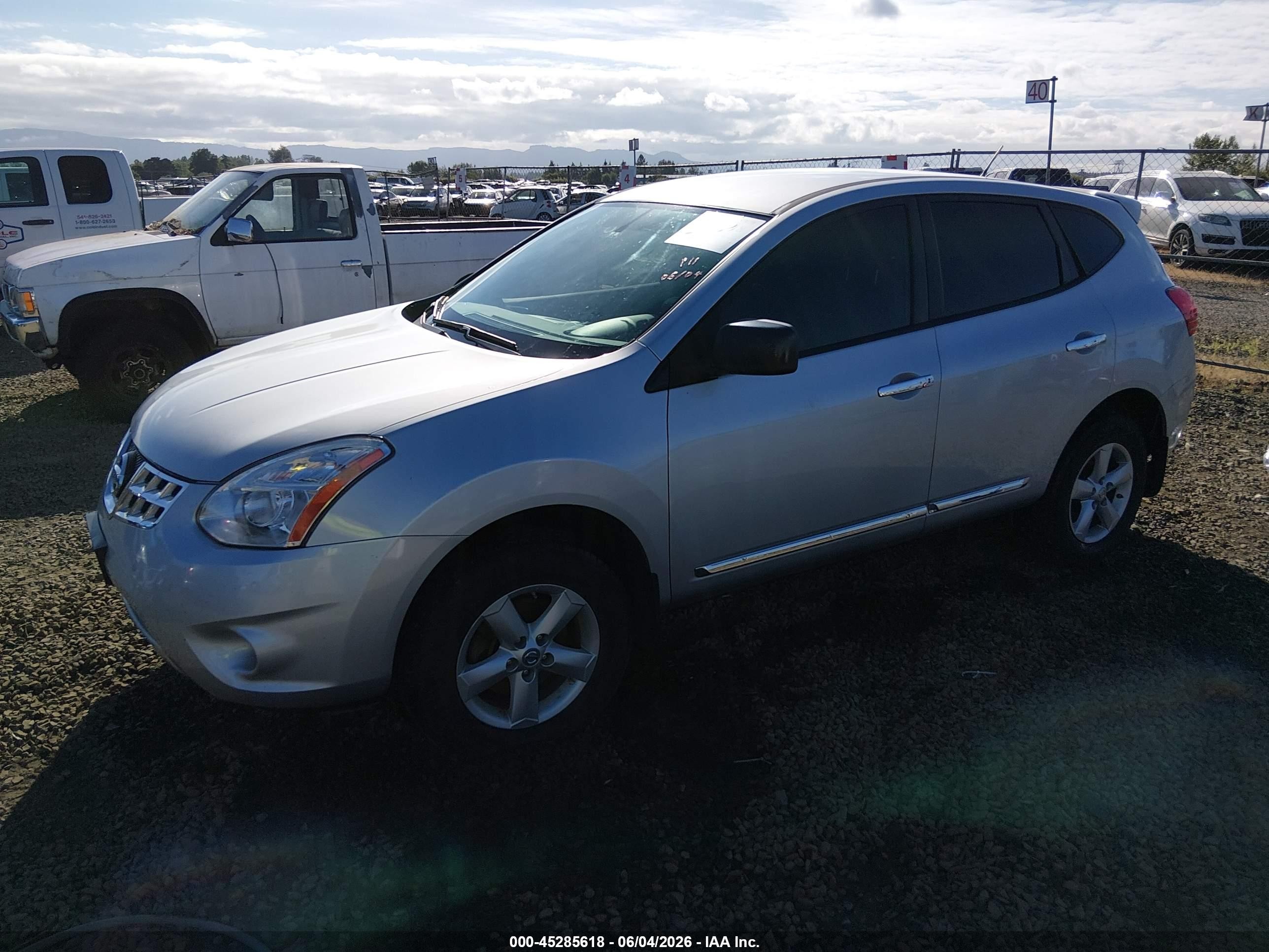 2012 Nissan Rogue S Серебряный vin: JN8AS5MT1CW290075