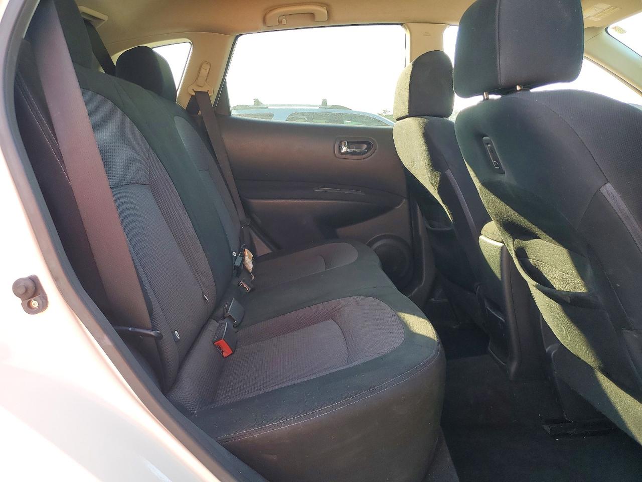 2012 Nissan Rogue S White vin: JN8AS5MT1CW298242