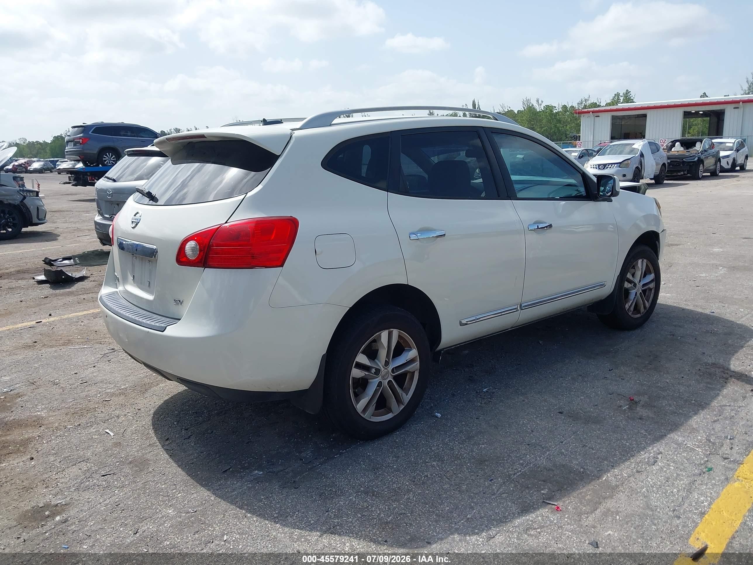 2012 Nissan Rogue Sv White vin: JN8AS5MT1CW298256