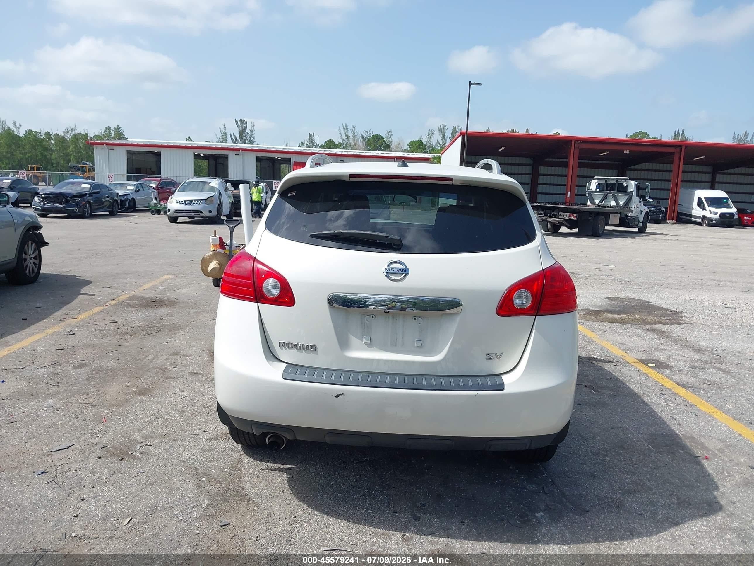 2012 Nissan Rogue Sv White vin: JN8AS5MT1CW298256