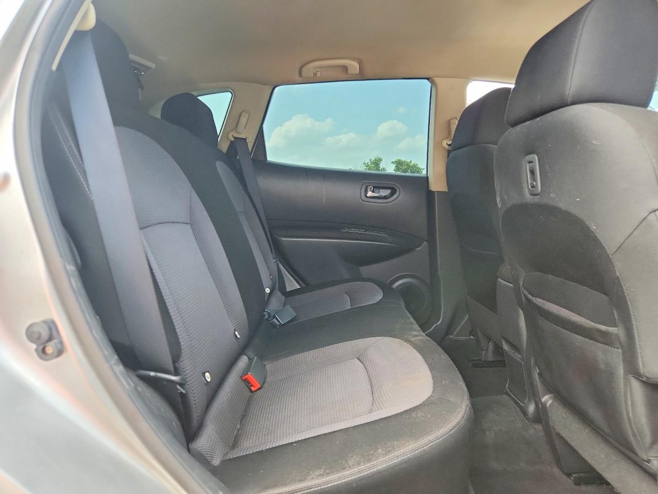 2012 Nissan Rogue S Silver vin: JN8AS5MT1CW603867